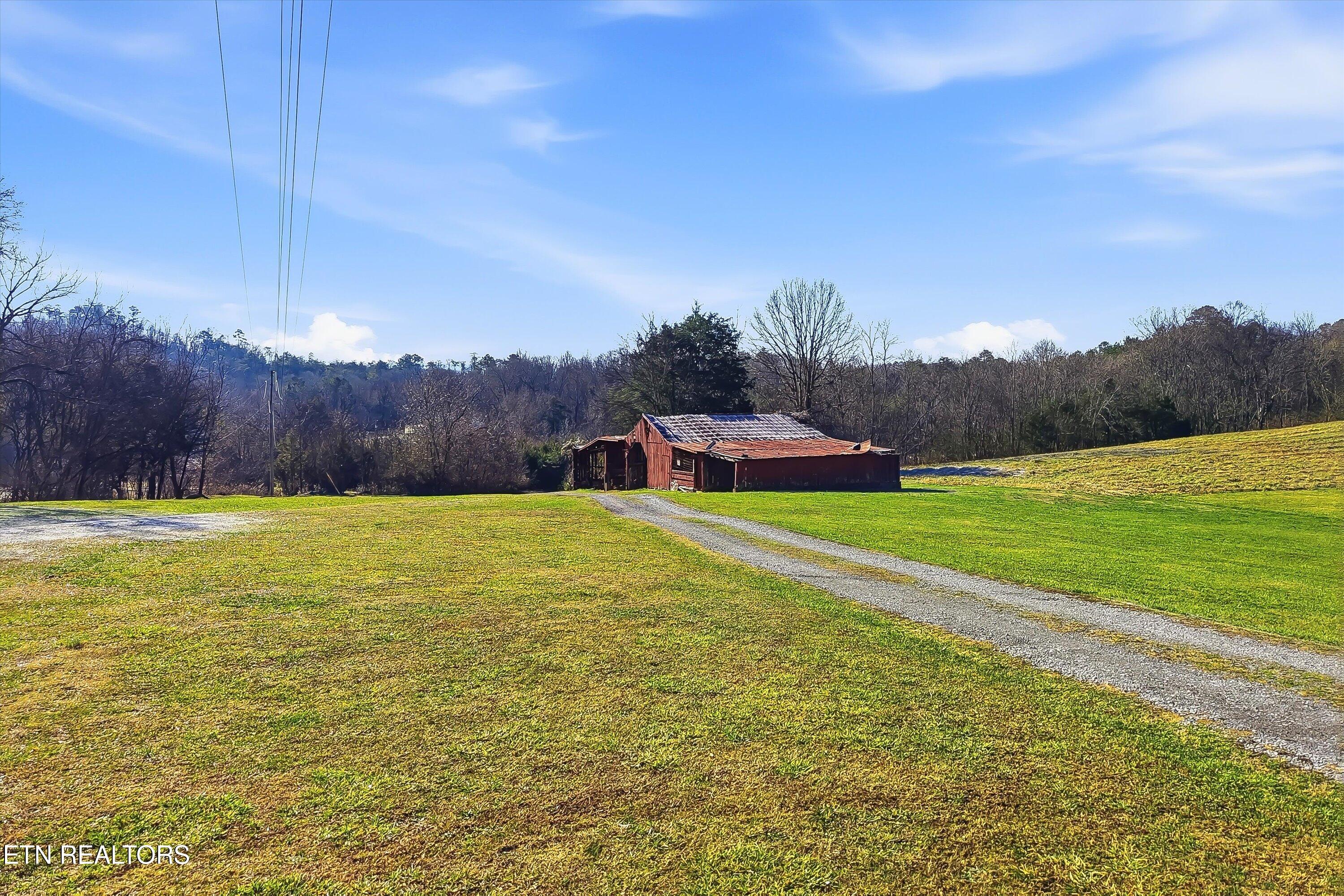 9708 Thorn Grove Pike Strawberry Plains TN 37871