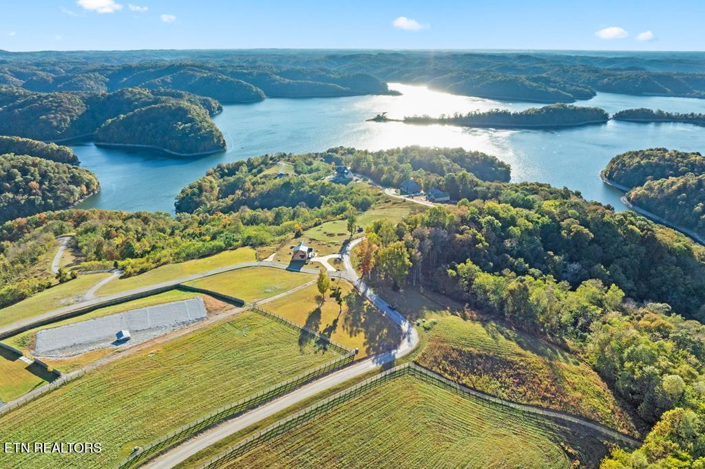 Bald Eagle Lane Hilham TN 38568