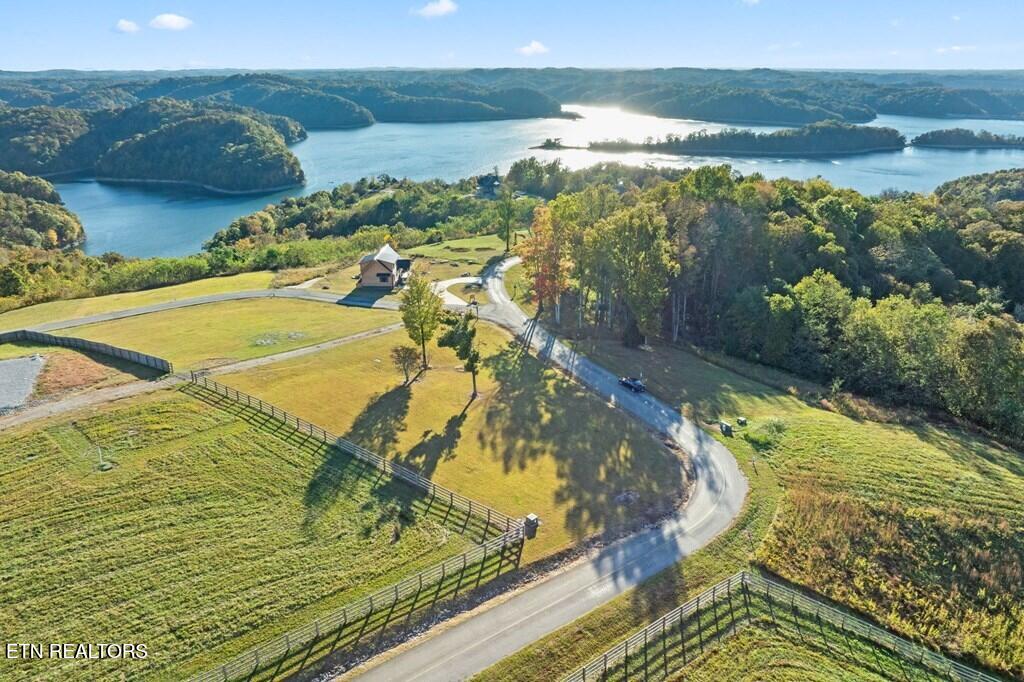Bald Eagle Lane Hilham TN 38568
