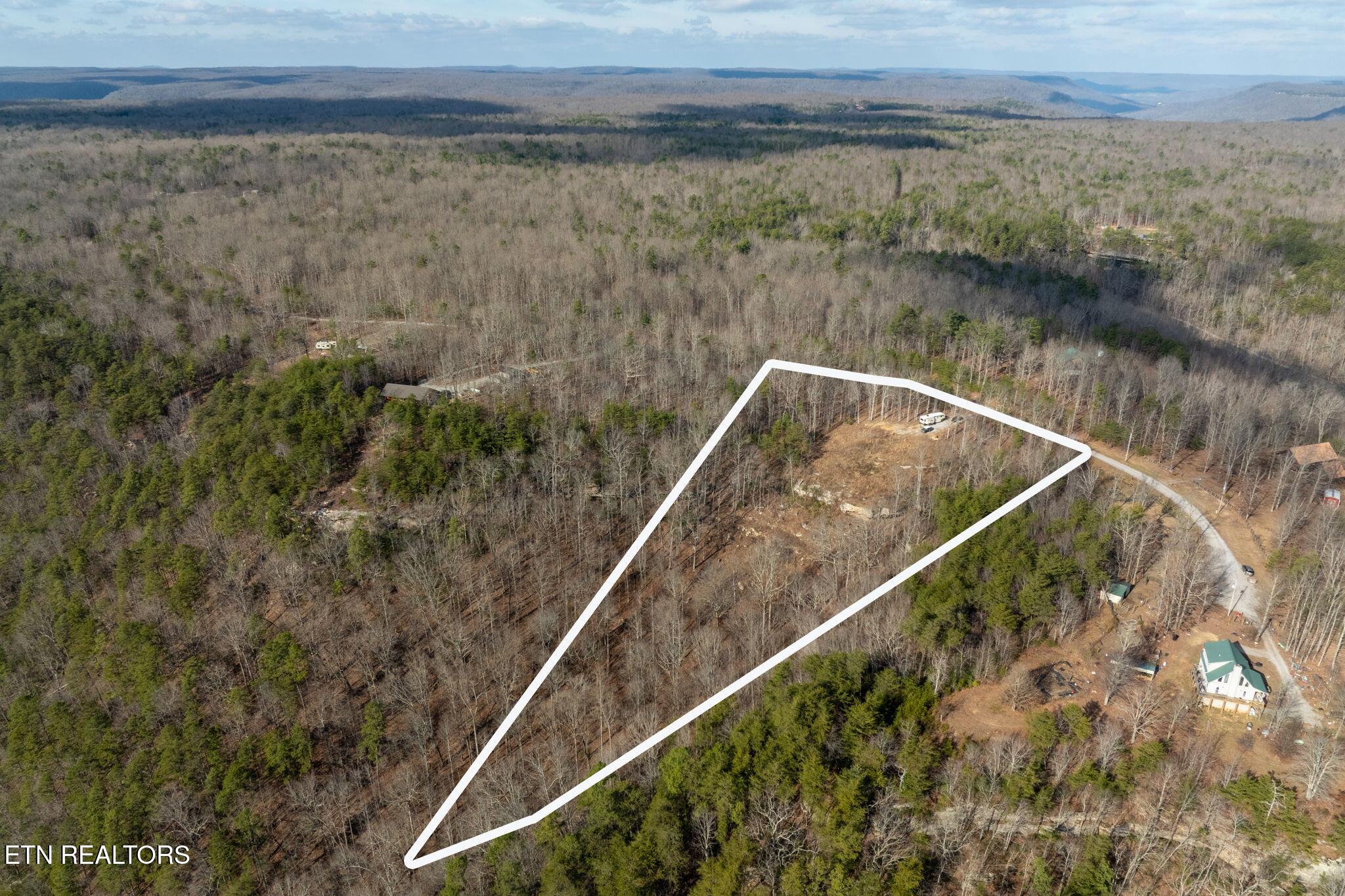 722 Flat Top View Lane Wilder TN 38589