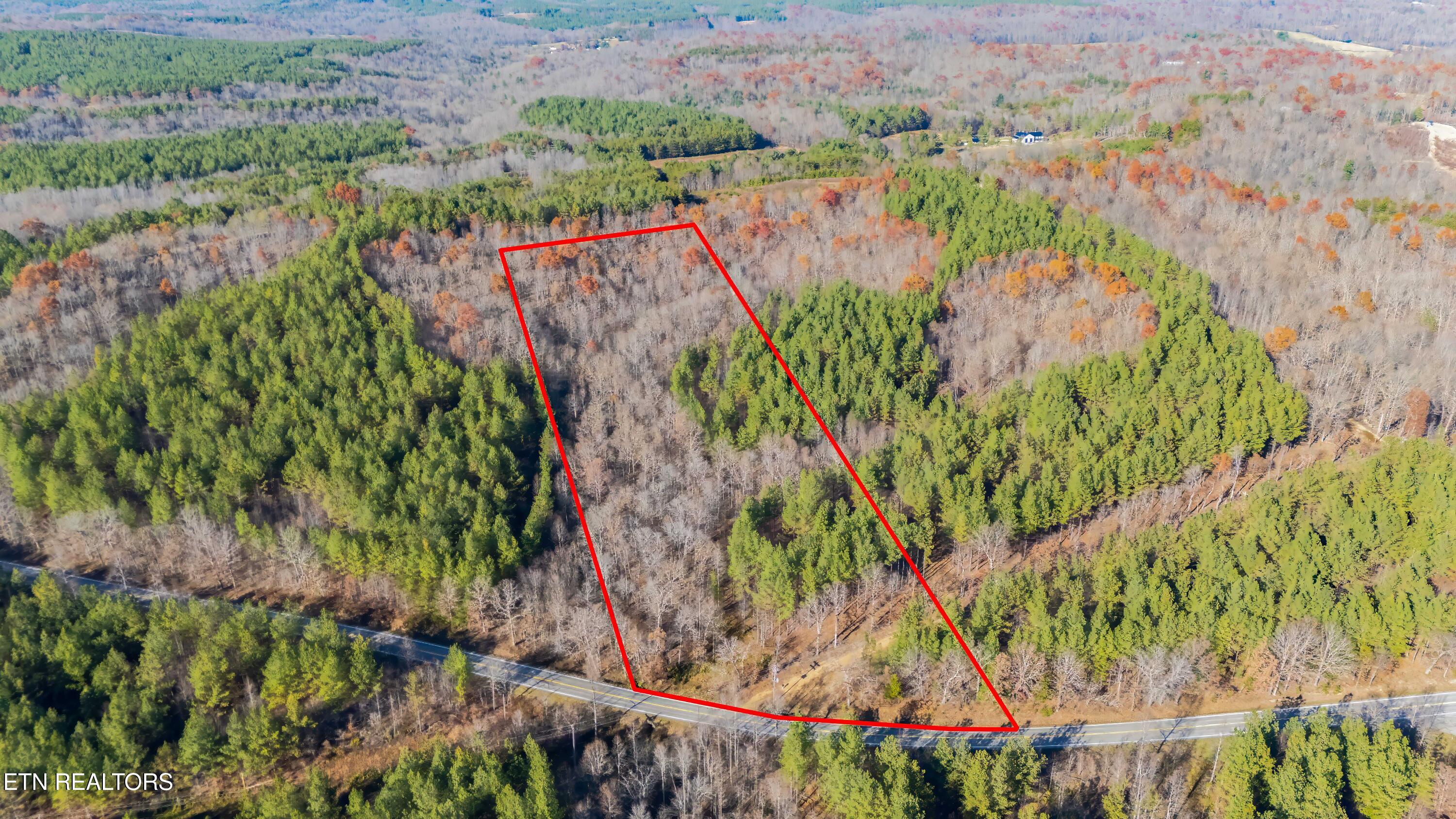9745 Morgan County Highway Sunbright TN 37872