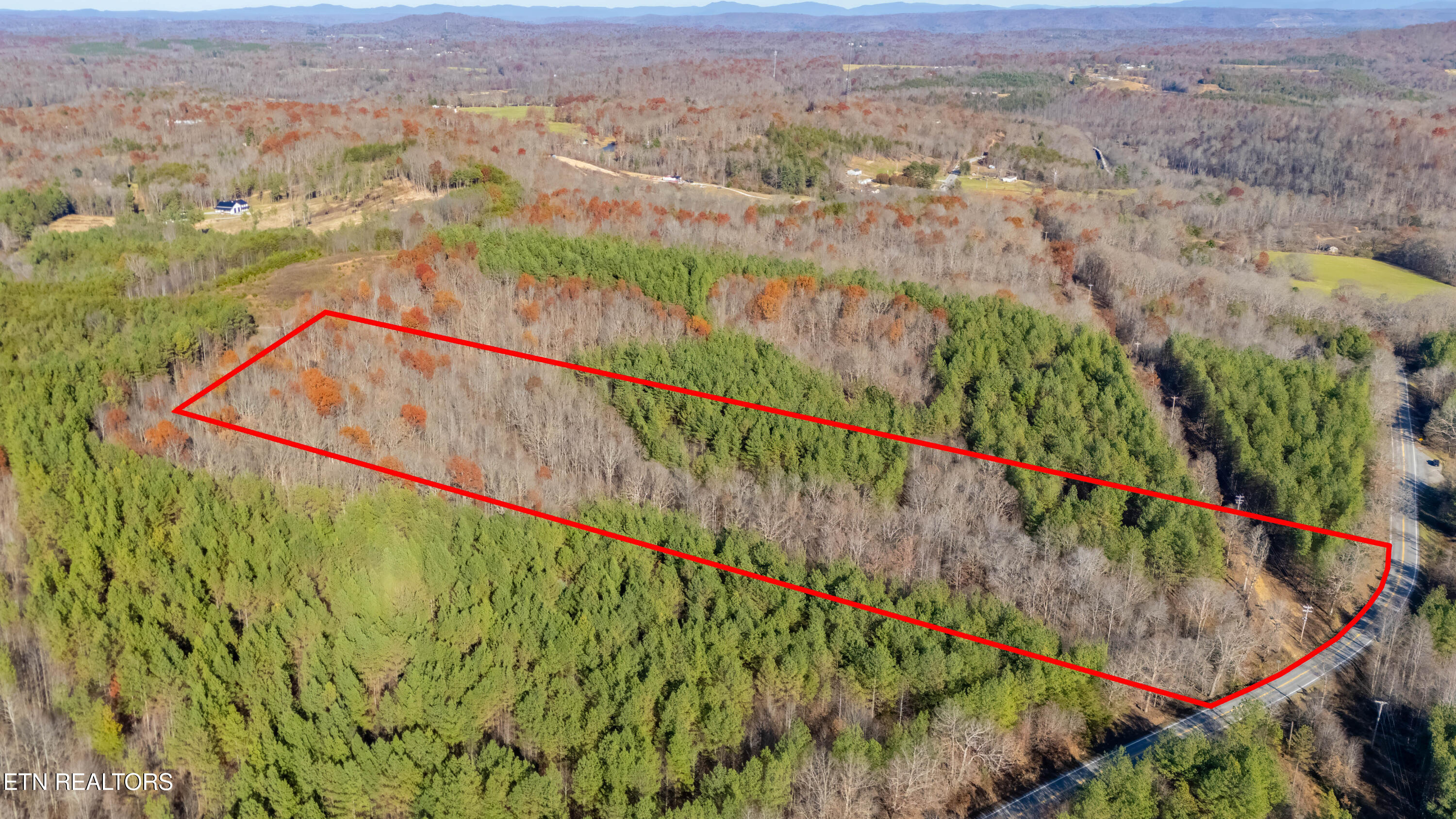 9745 Morgan County Highway Sunbright TN 37872