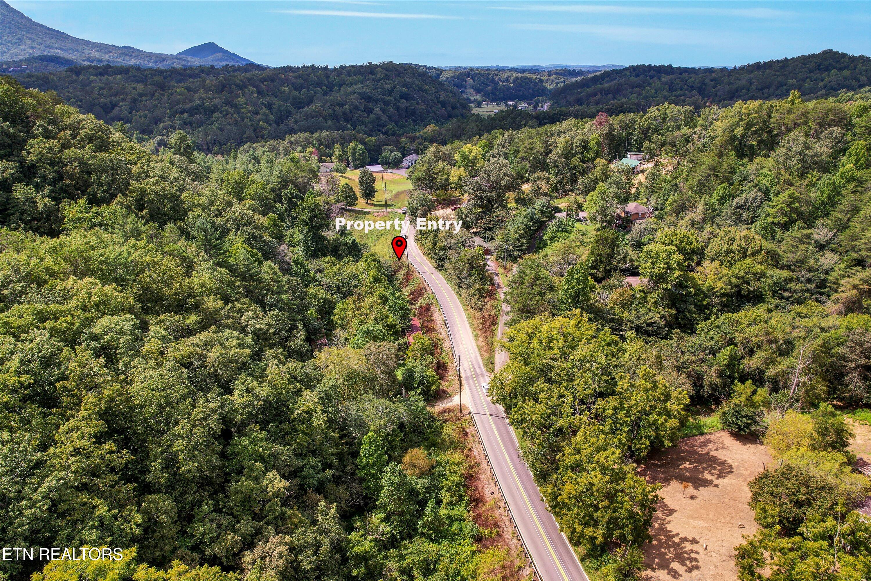 1316 River Divide Road Sevierville TN 37862