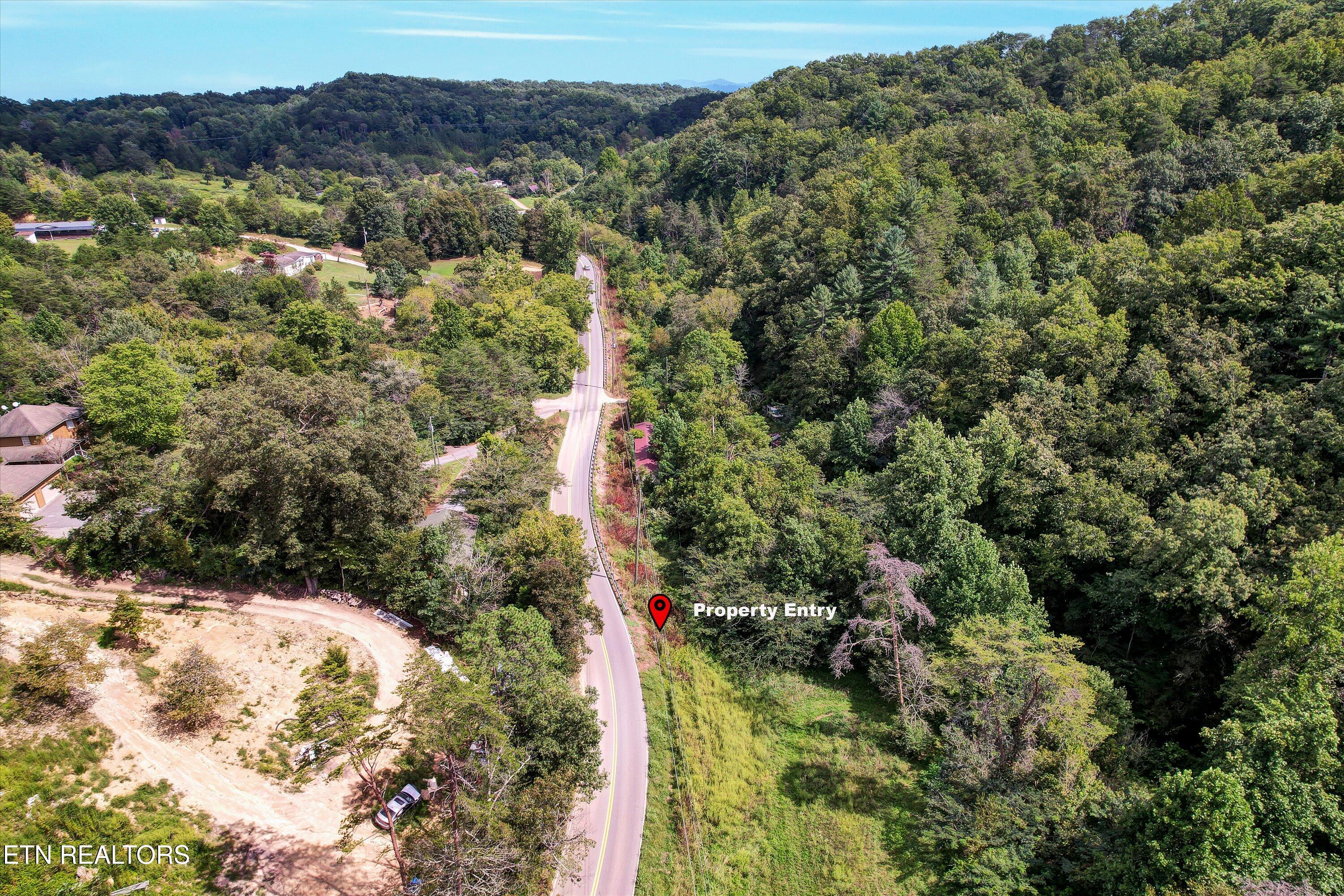 1316 River Divide Road Sevierville TN 37862