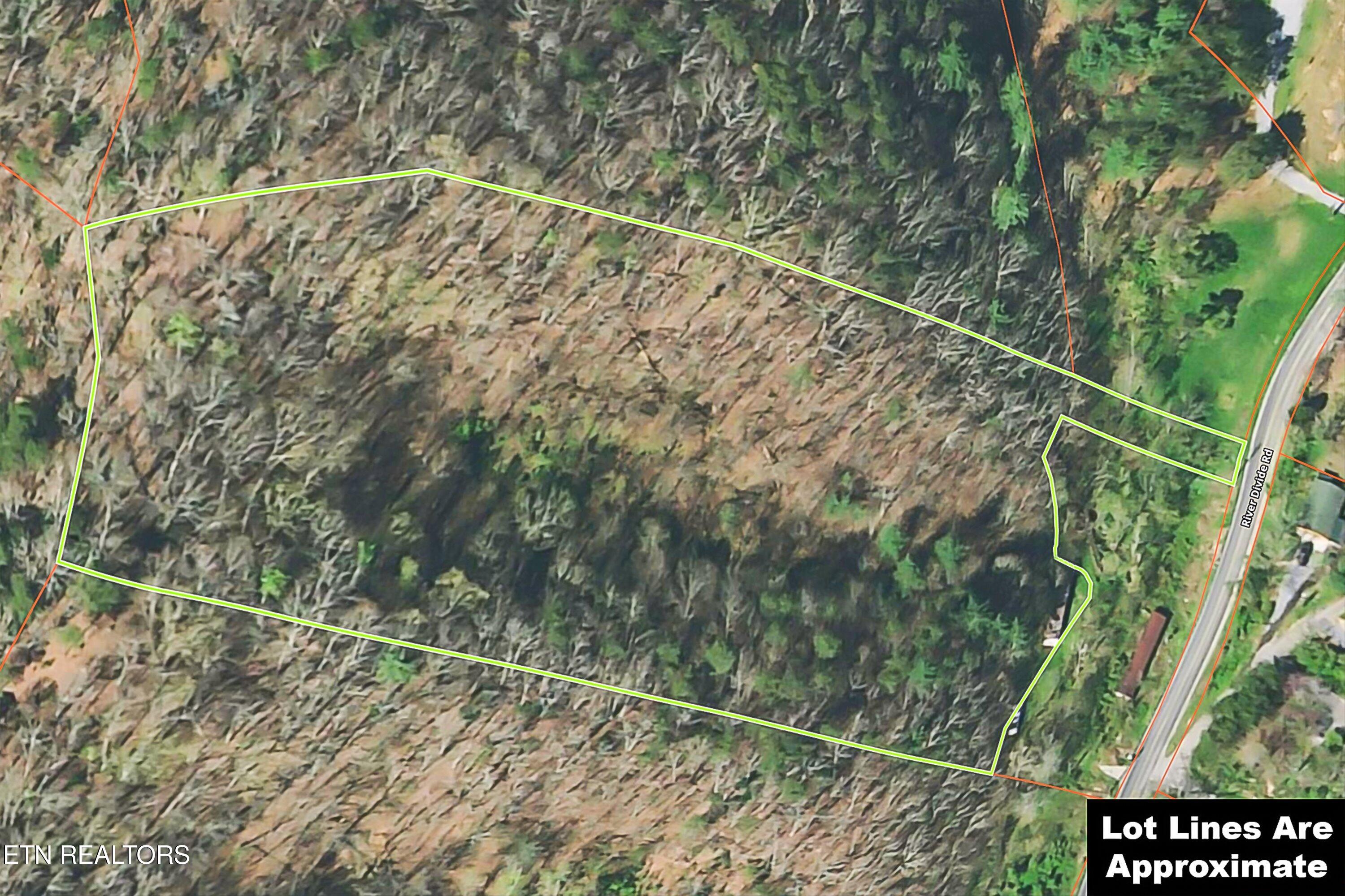1316 River Divide Road Sevierville TN 37862
