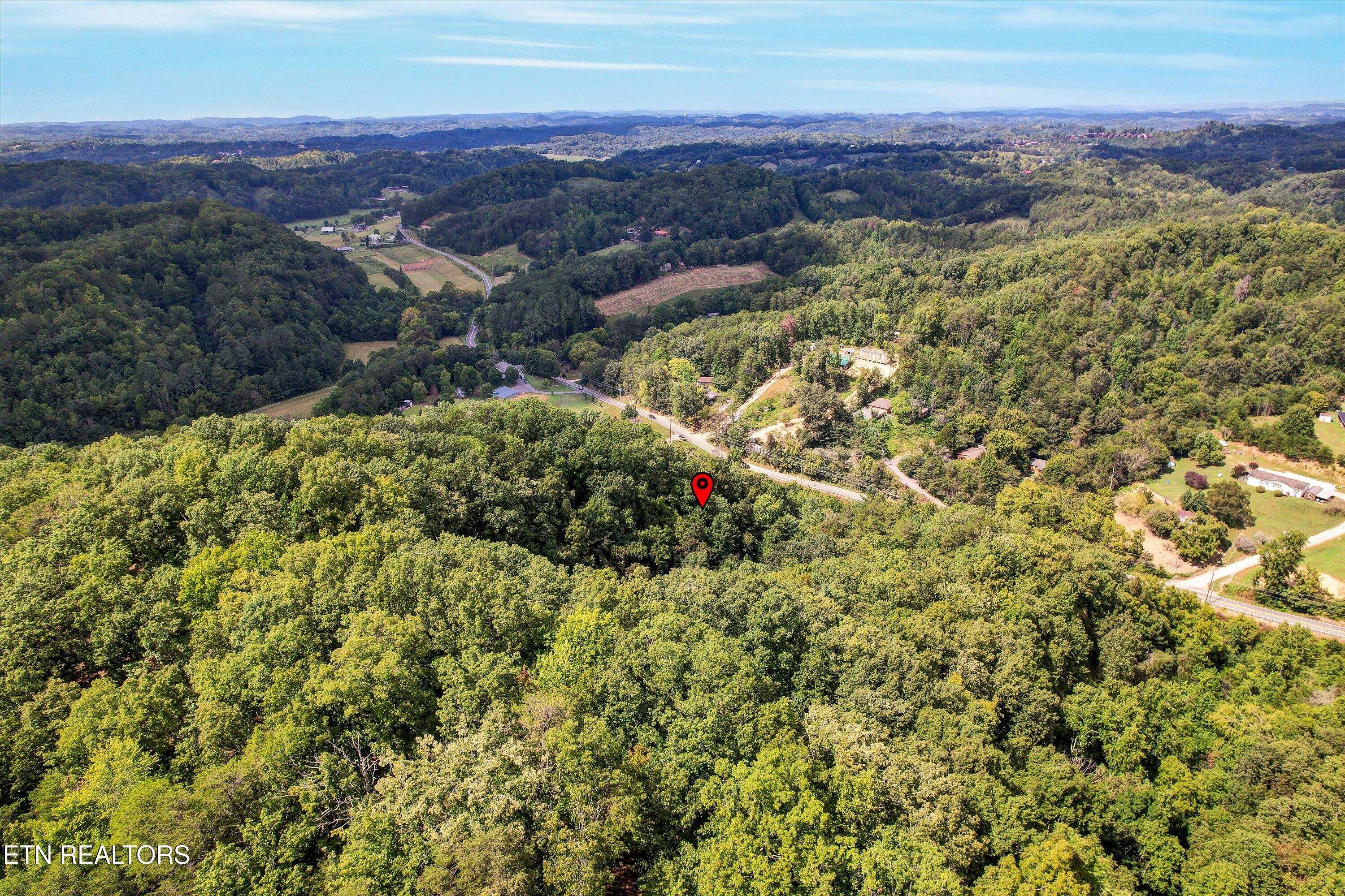1316 River Divide Road Sevierville TN 37862