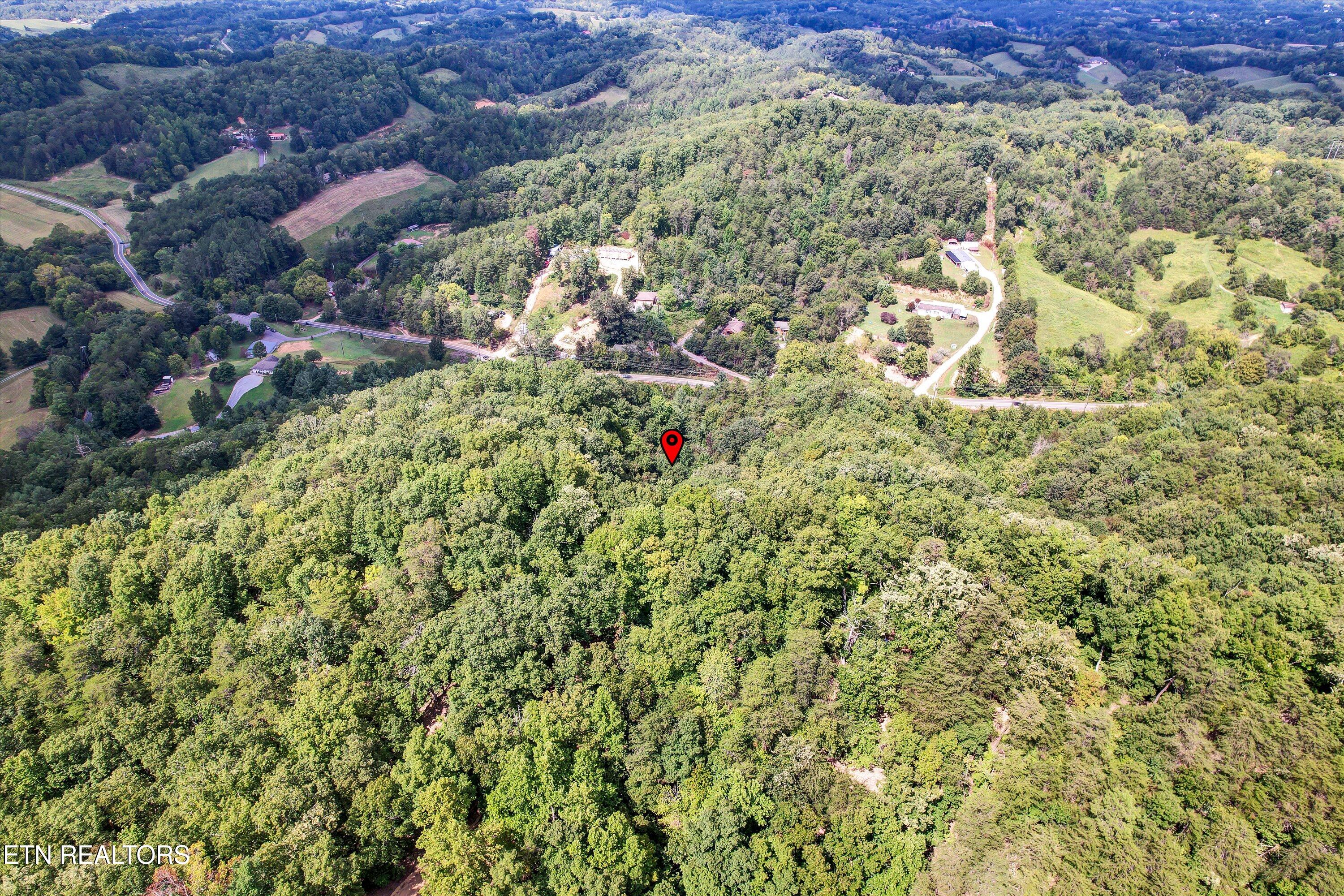 1316 River Divide Road Sevierville TN 37862