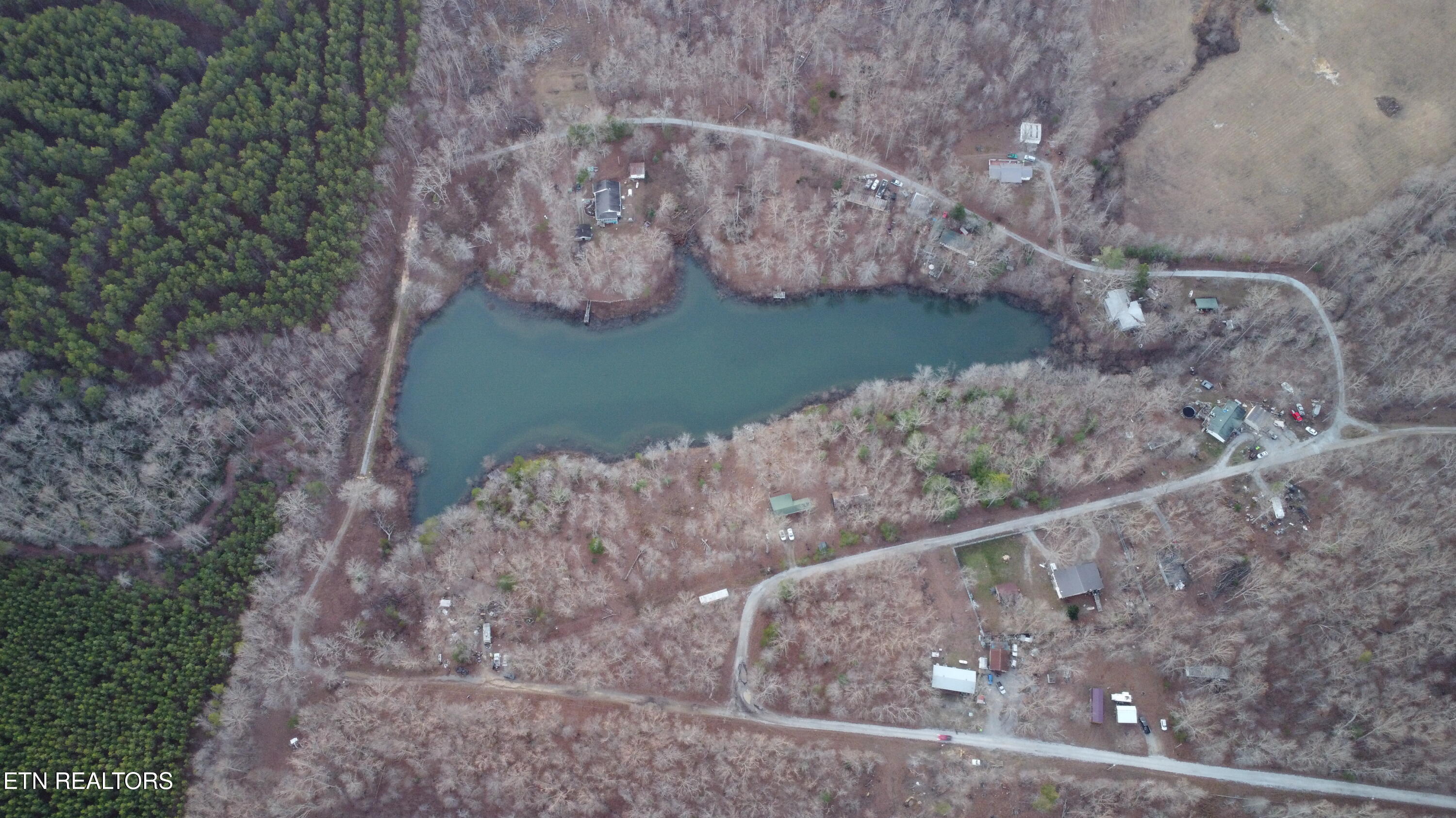 18 Diane Circle Crossville TN 38572