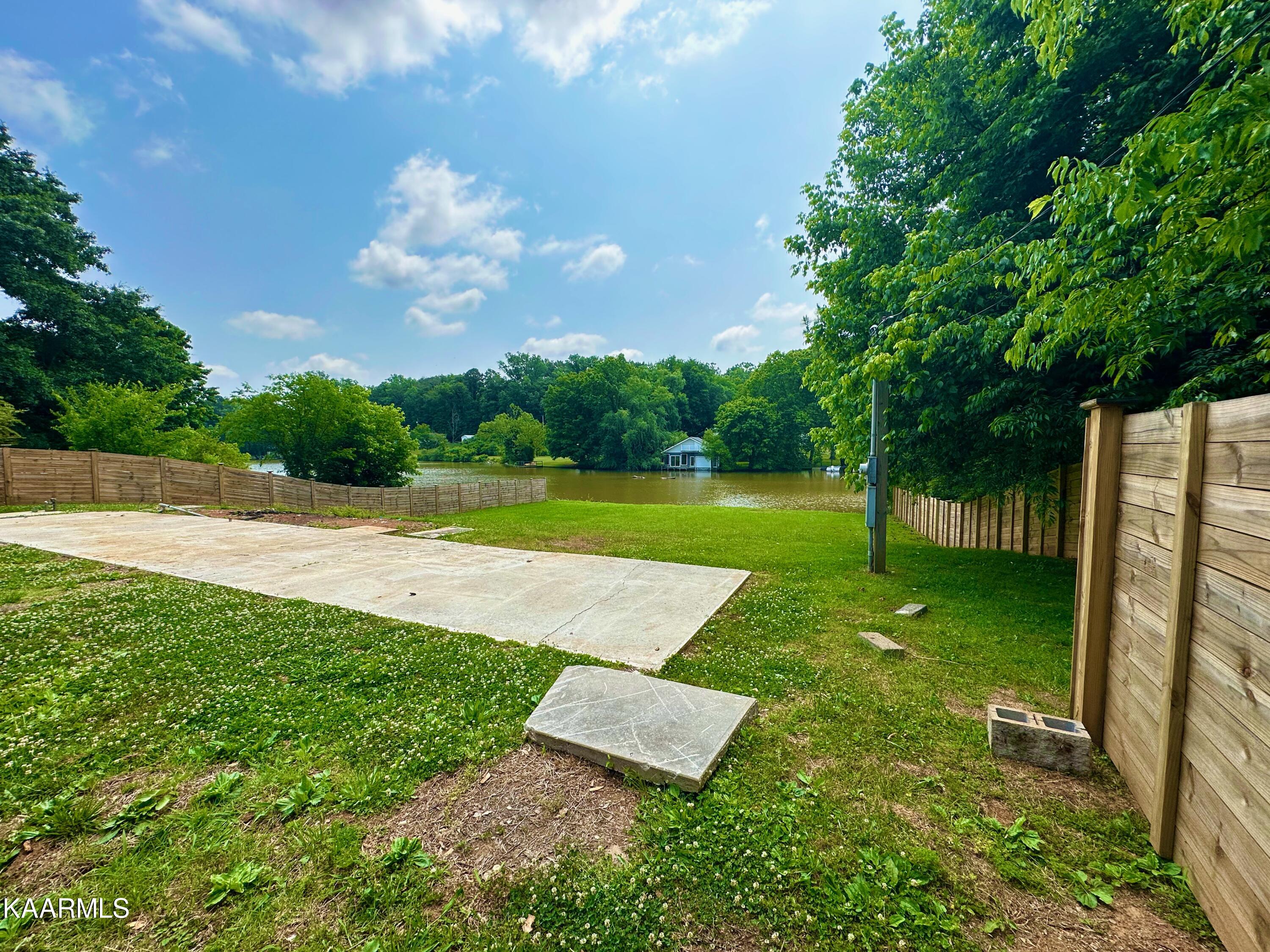 1567 Chandler Station Road Louisville TN 37777