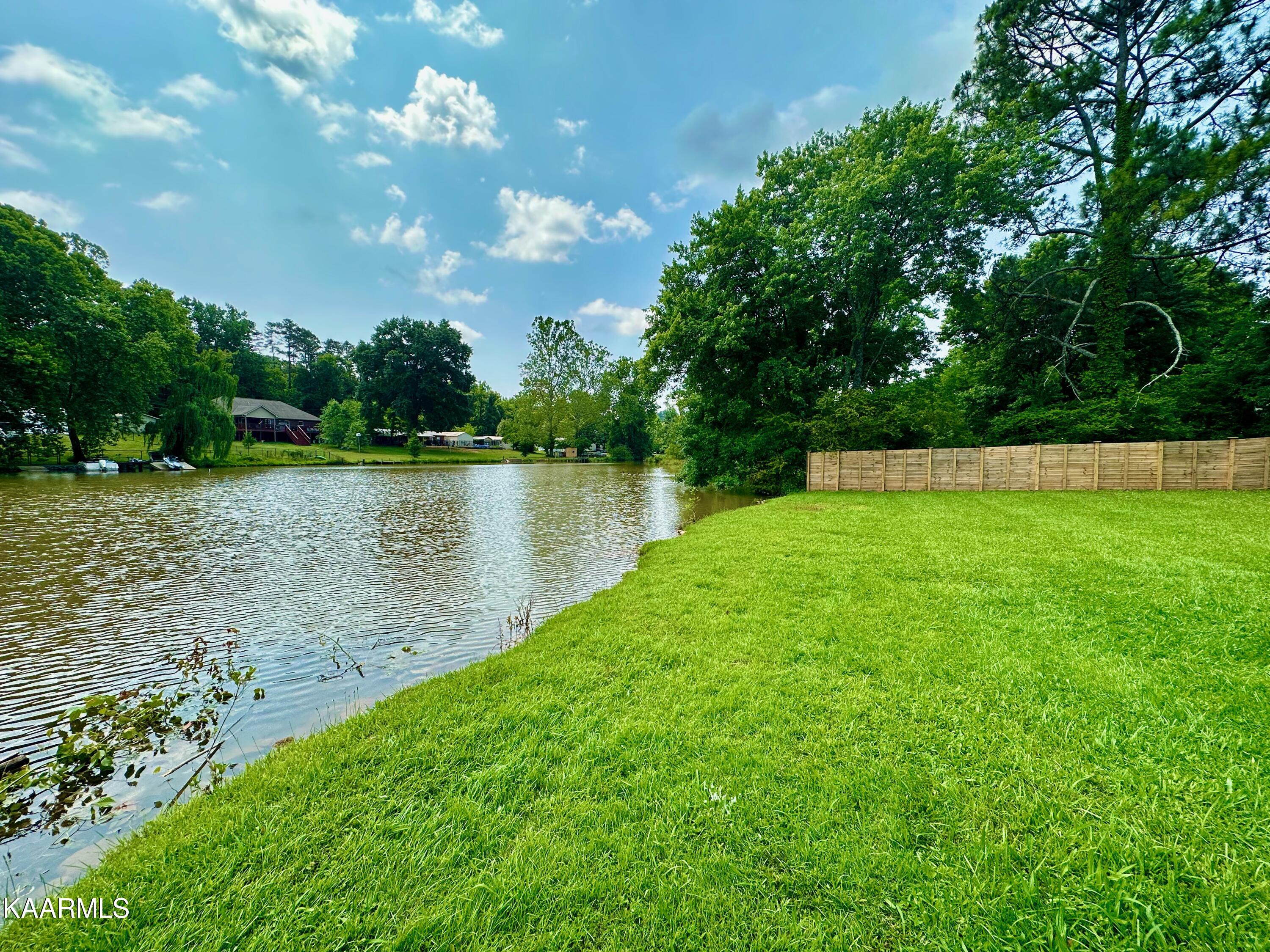 1567 Chandler Station Road Louisville TN 37777