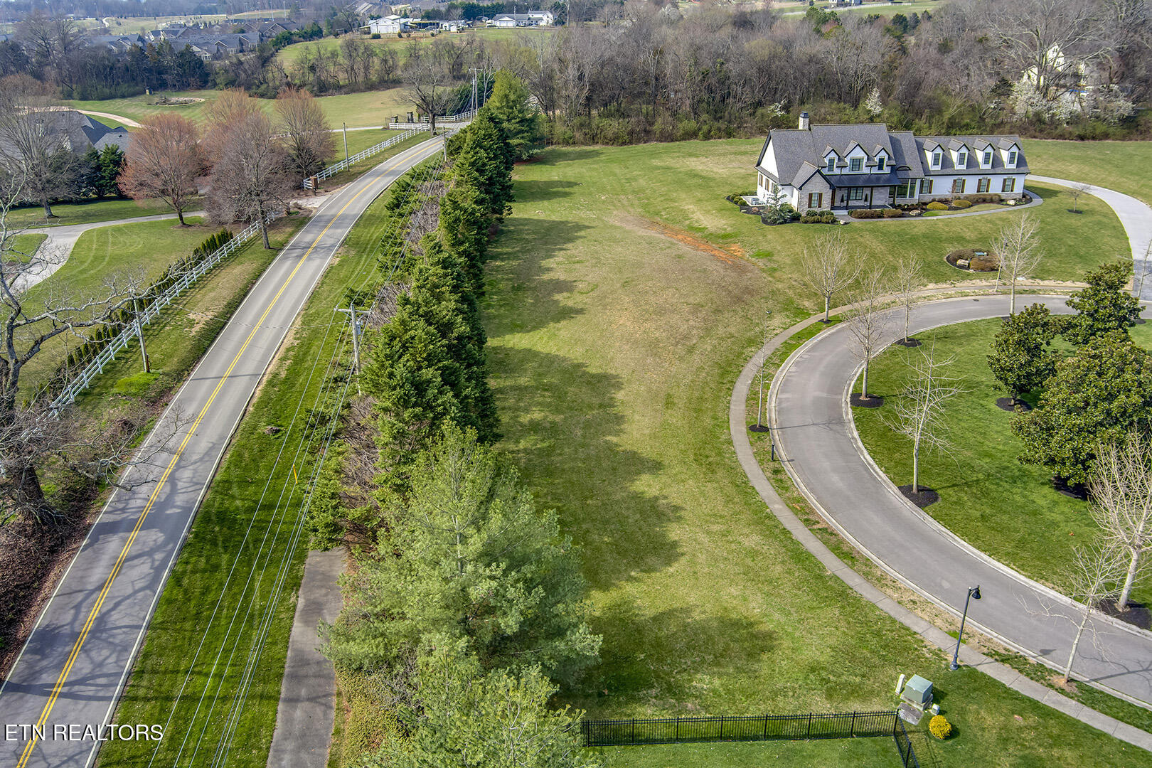 655 Stone Villa Lane Knoxville TN 37934
