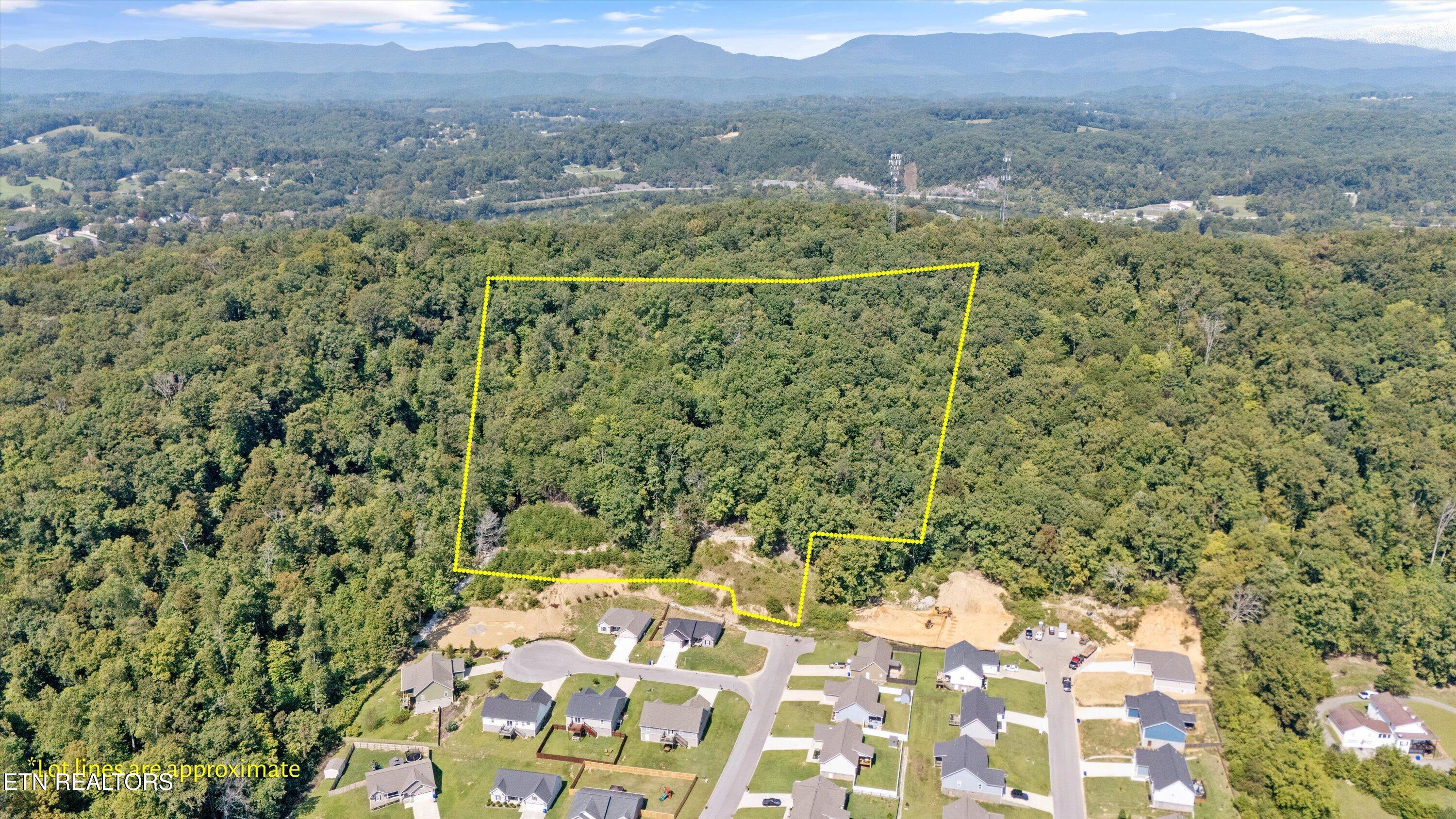 211 Jason Hovater Way Clinton TN 37716