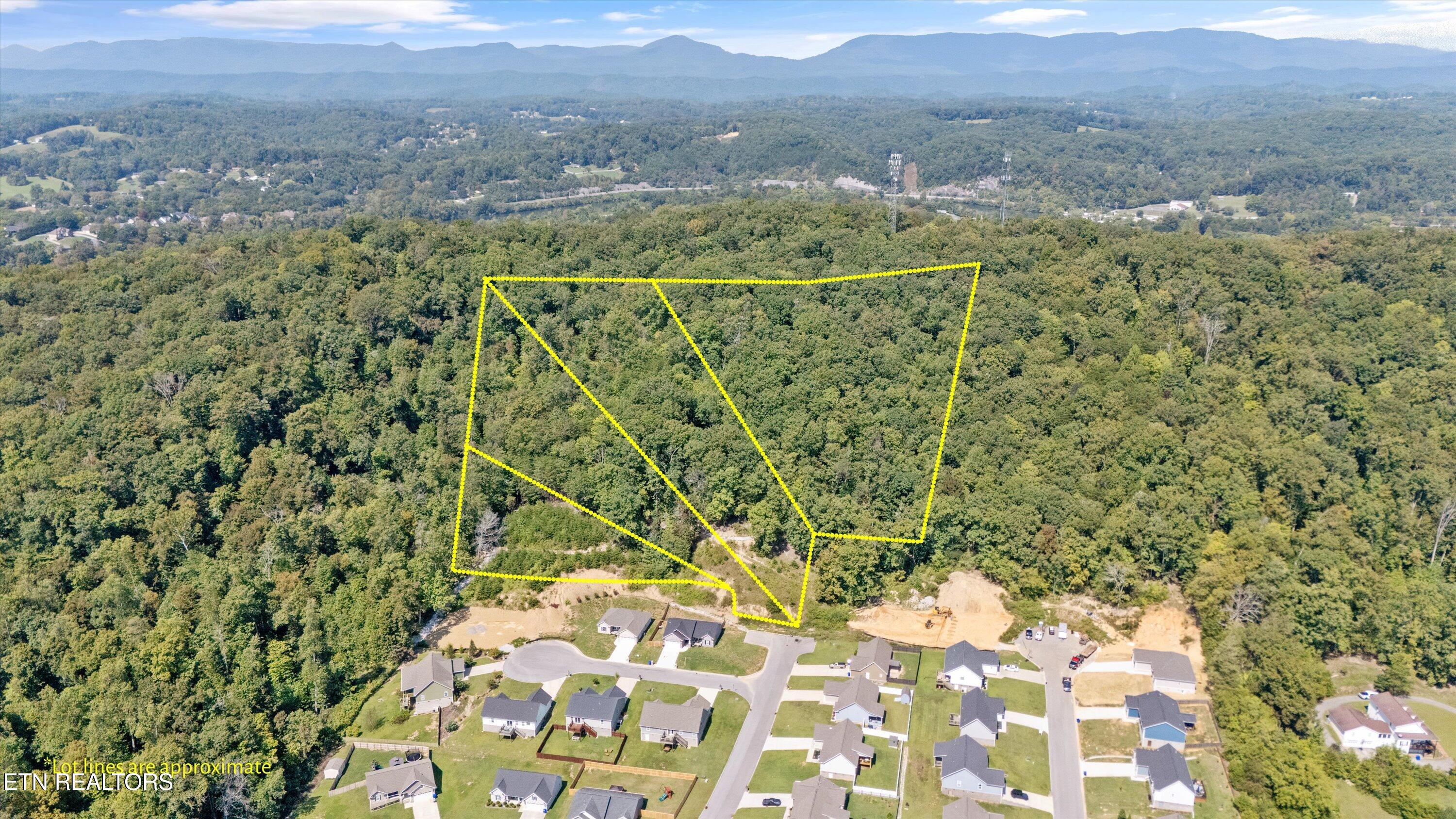 211 Jason Hovater Way Clinton TN 37716