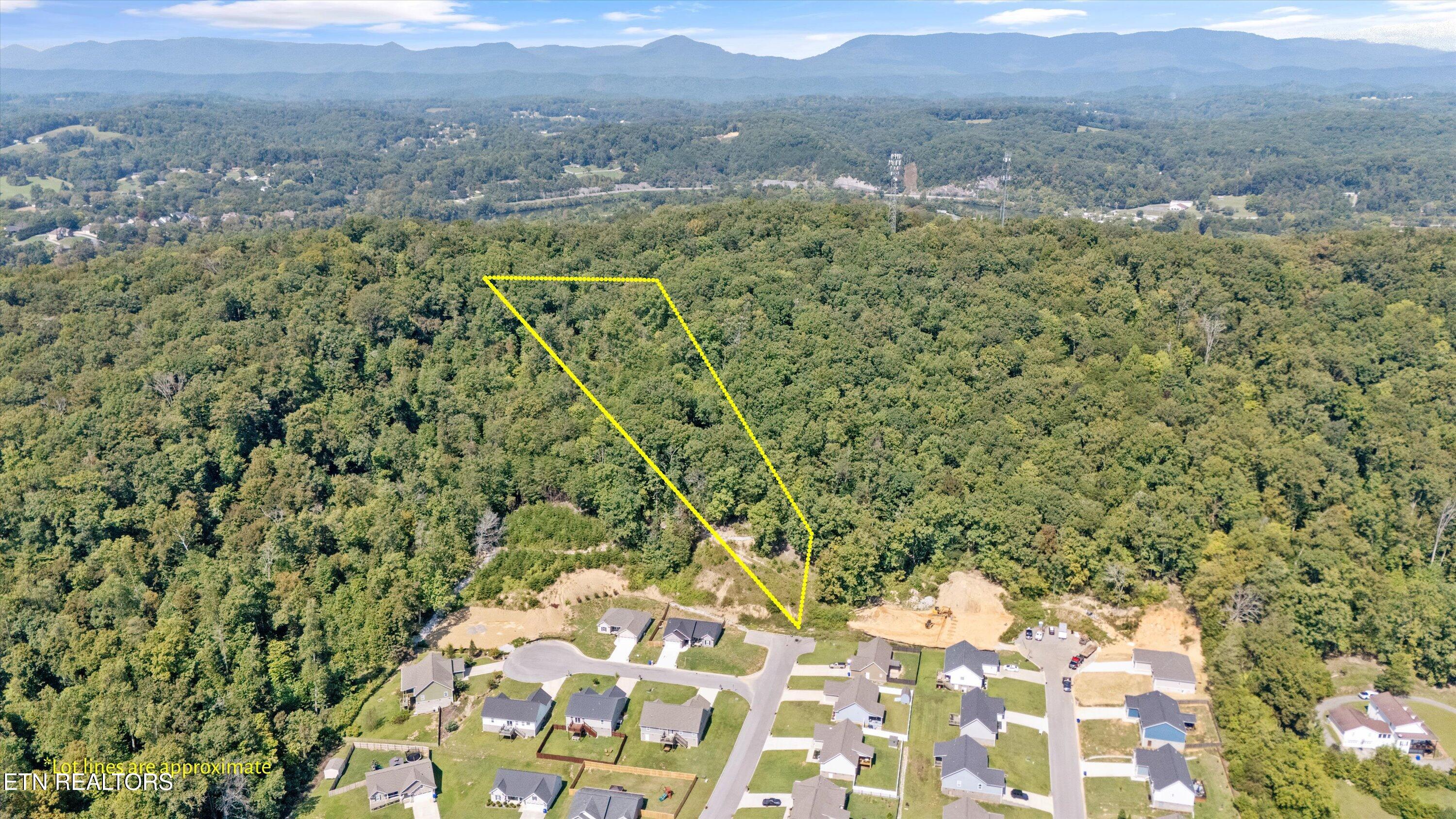 211 Jason Hovater Way Clinton TN 37716