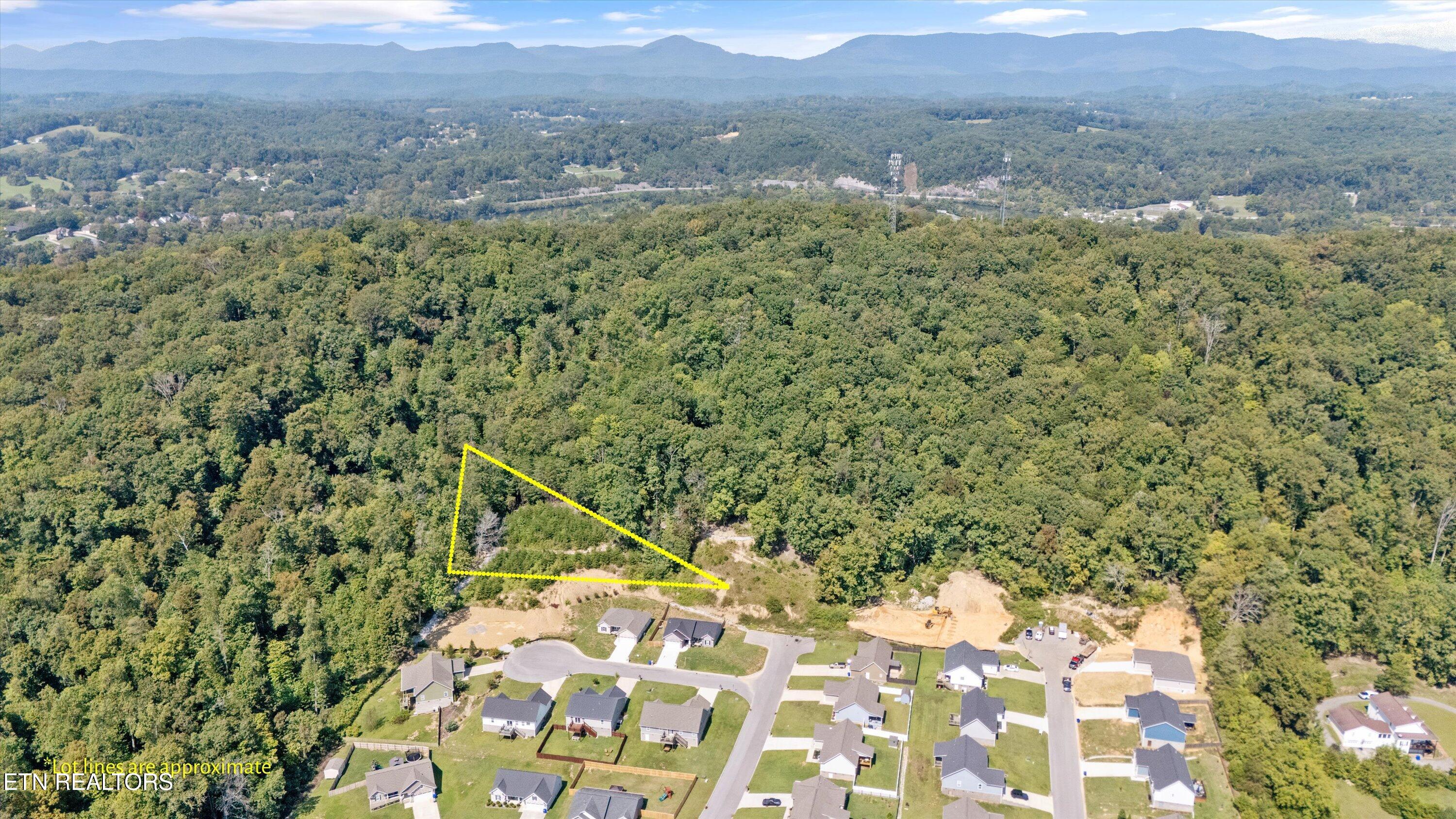 211 Jason Hovater Way Clinton TN 37716