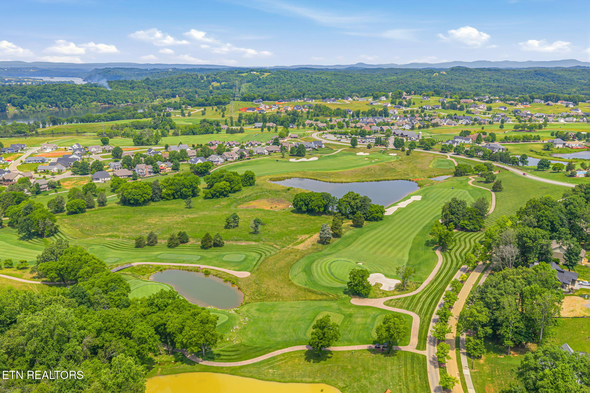 184 Lake Life Way Loudon TN 37774