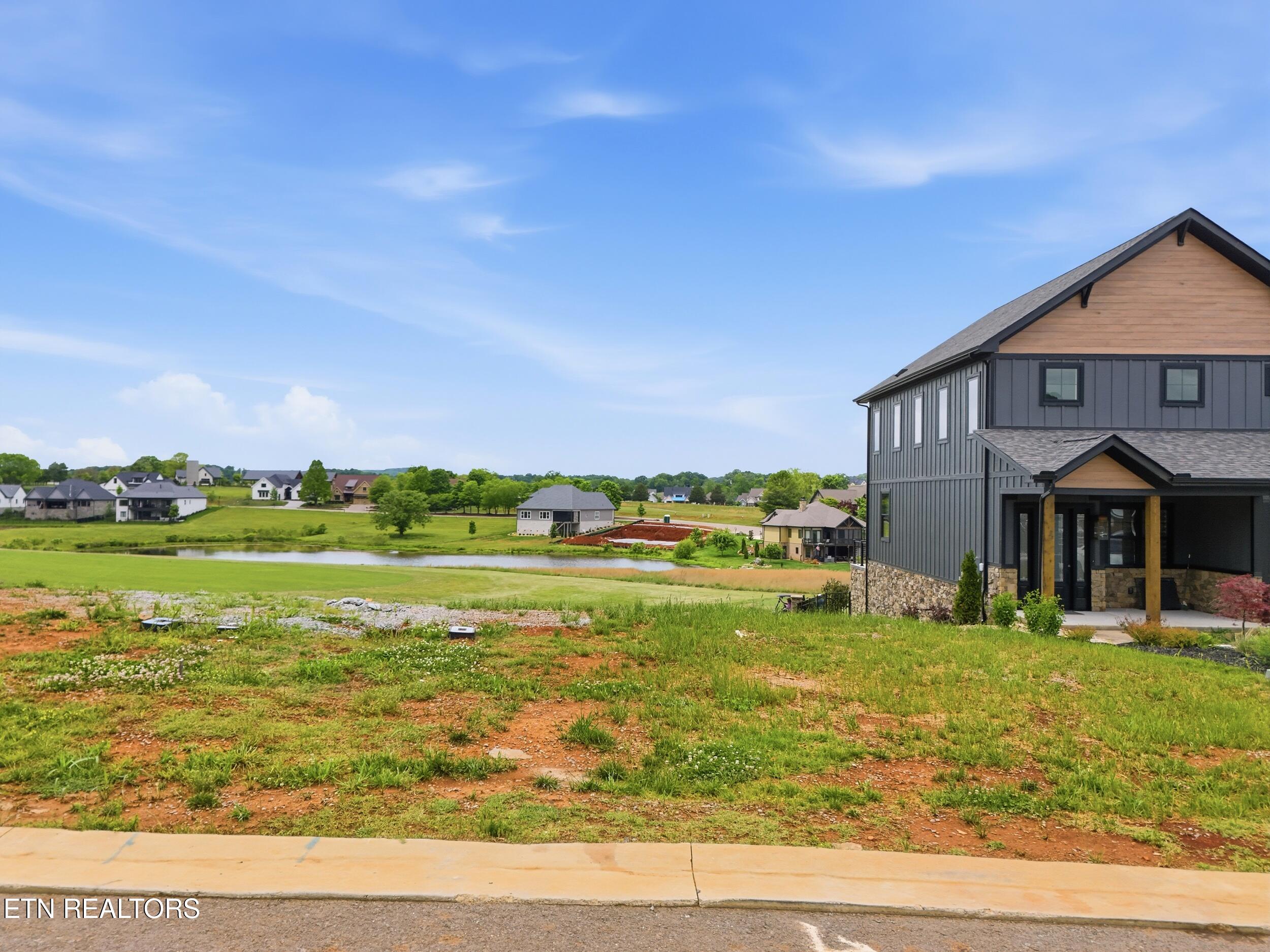 343 Black Bear Circle Loudon TN 37774