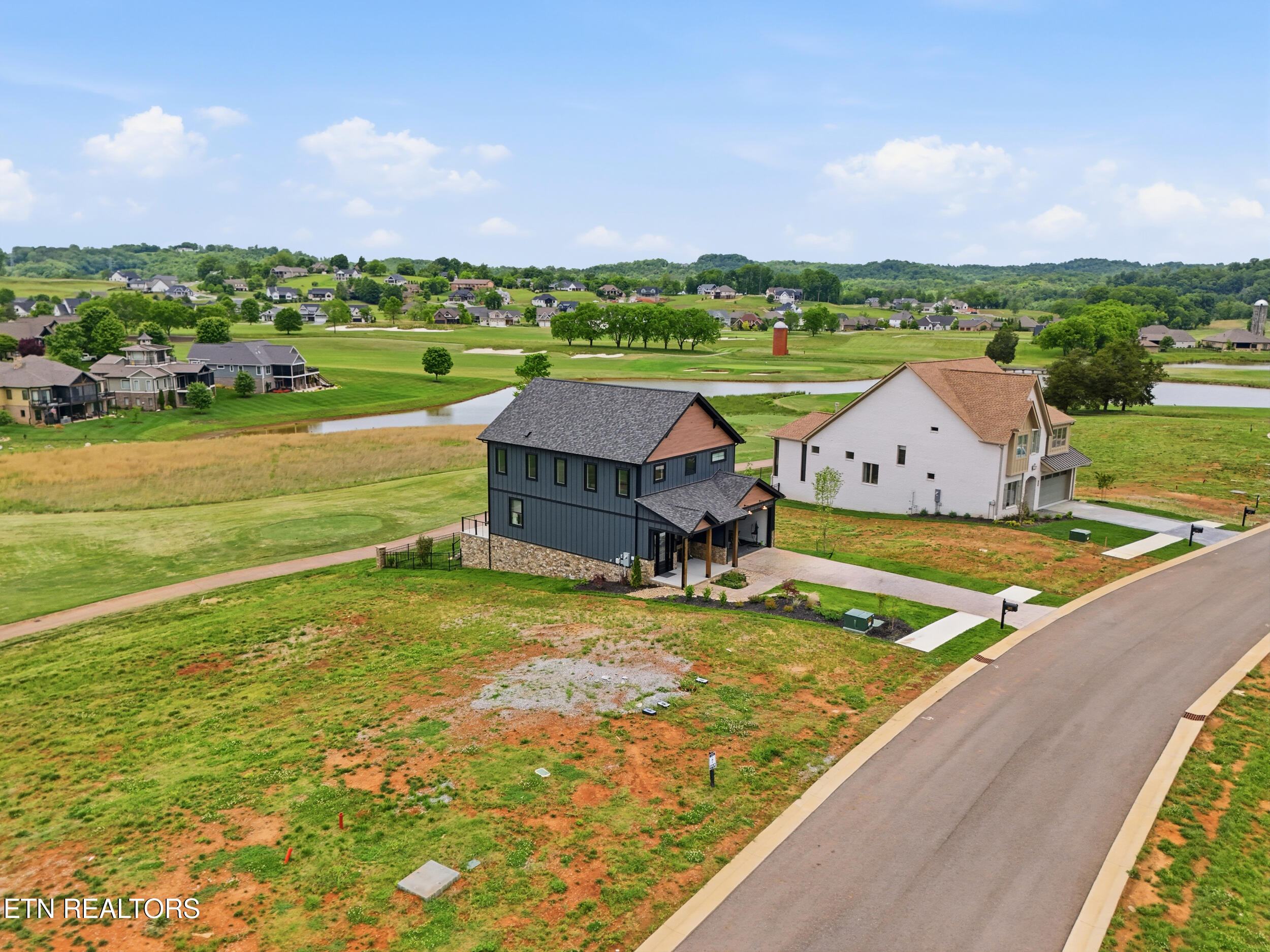 343 Black Bear Circle Loudon TN 37774