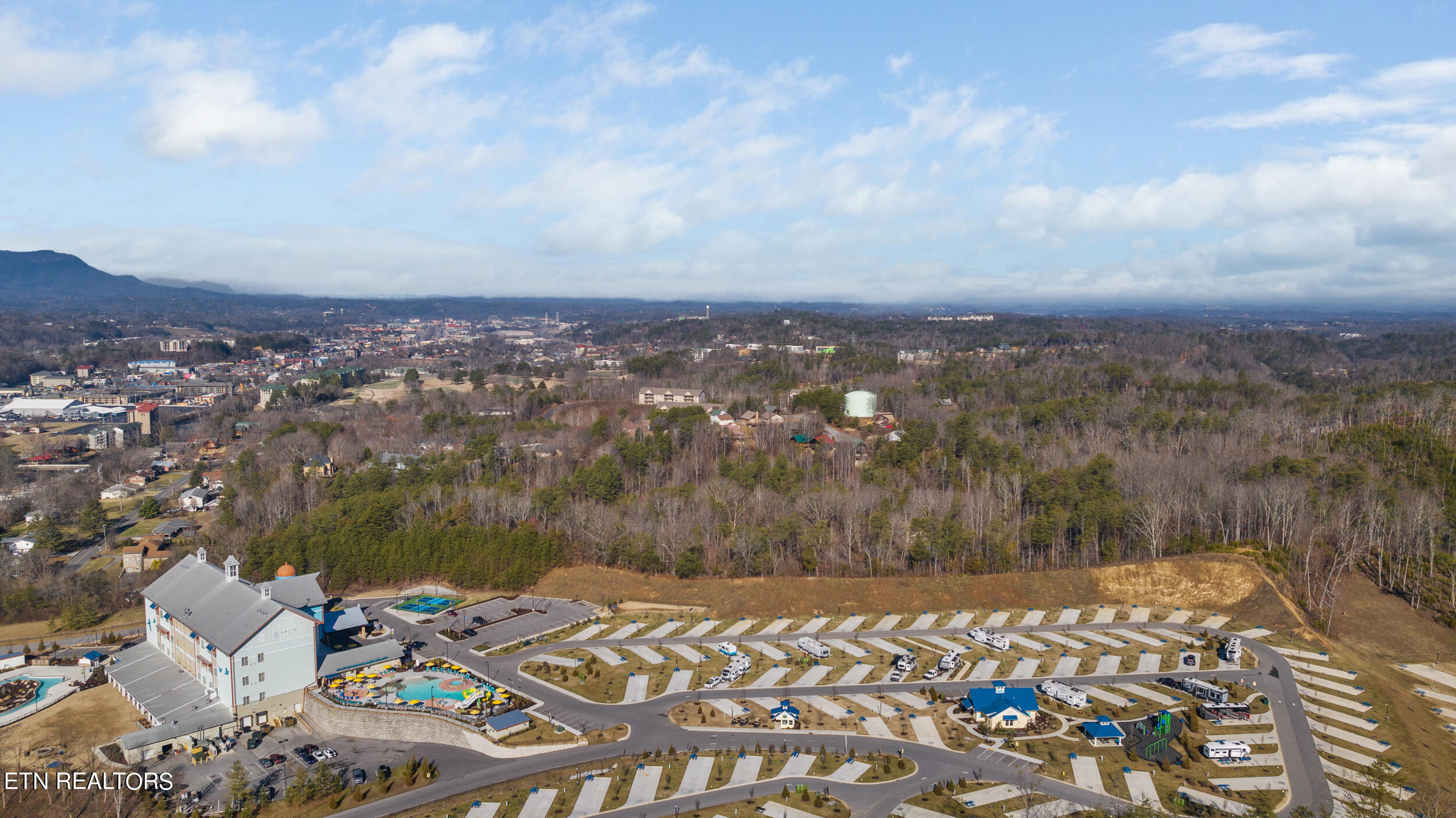 820 Old Gate Road Pigeon Forge TN 37863