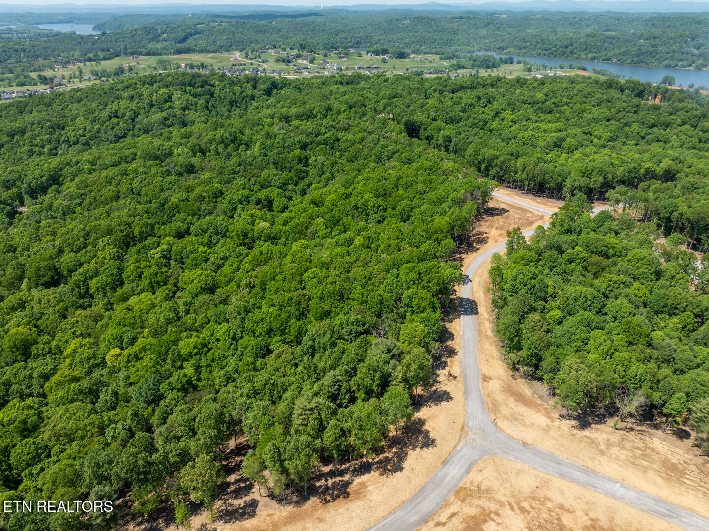 203 Flip Flop Way Loudon TN 37774