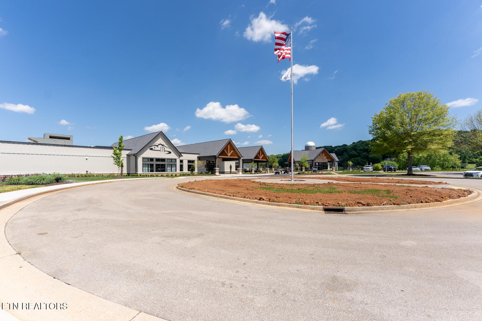203 Flip Flop Way Loudon TN 37774