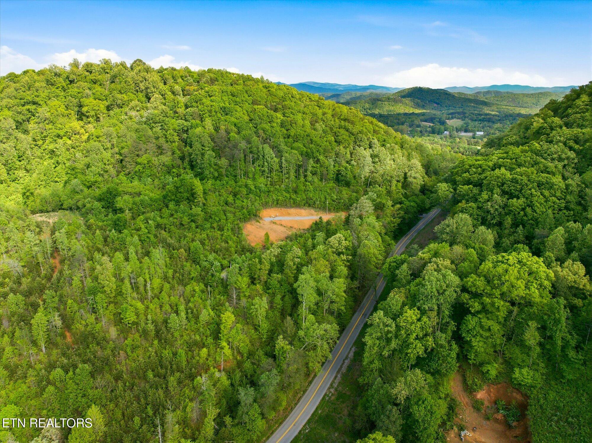 1776 Fairview Road Tellico Plains TN 37385
