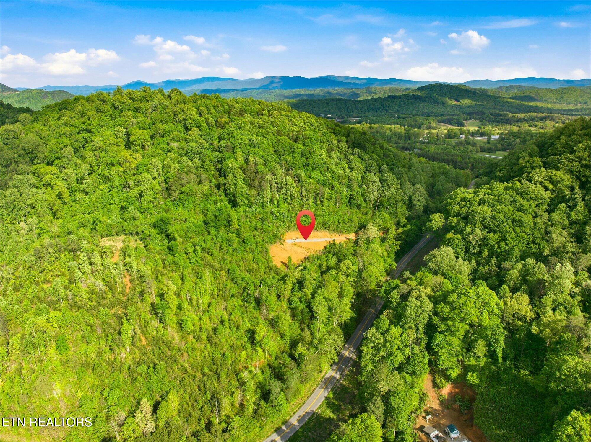 1776 Fairview Road Tellico Plains TN 37385