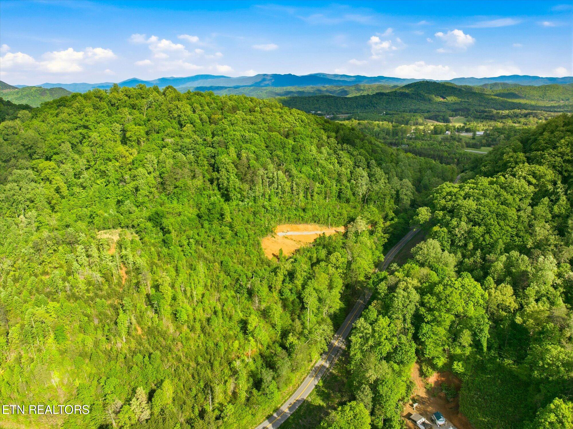 1776 Fairview Road Tellico Plains TN 37385