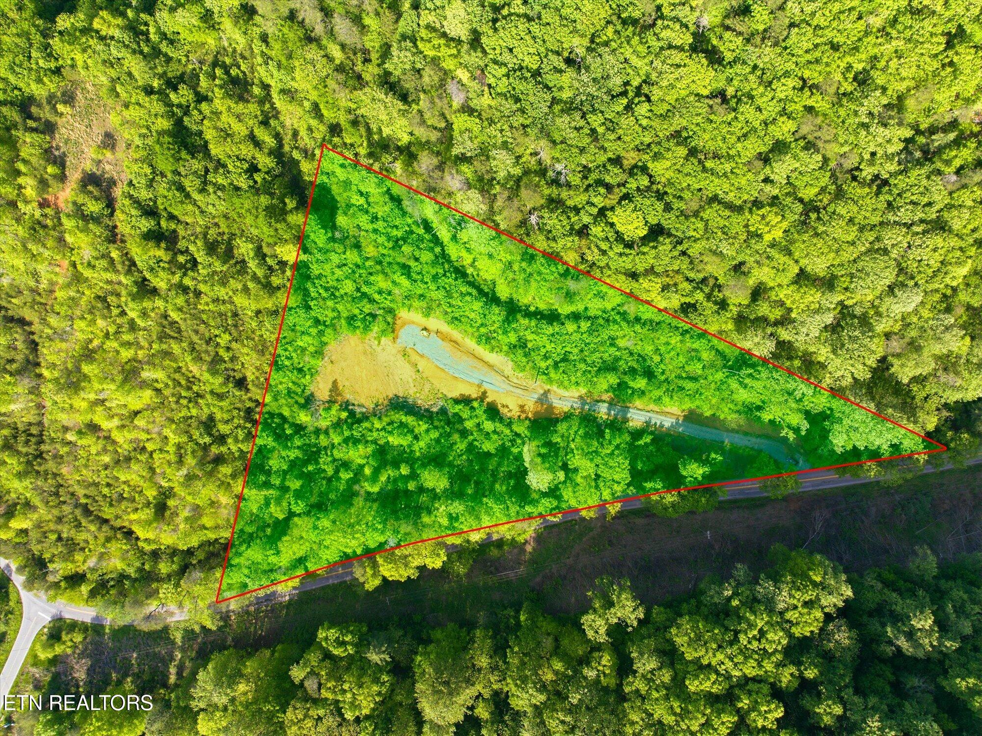 1776 Fairview Road Tellico Plains TN 37385