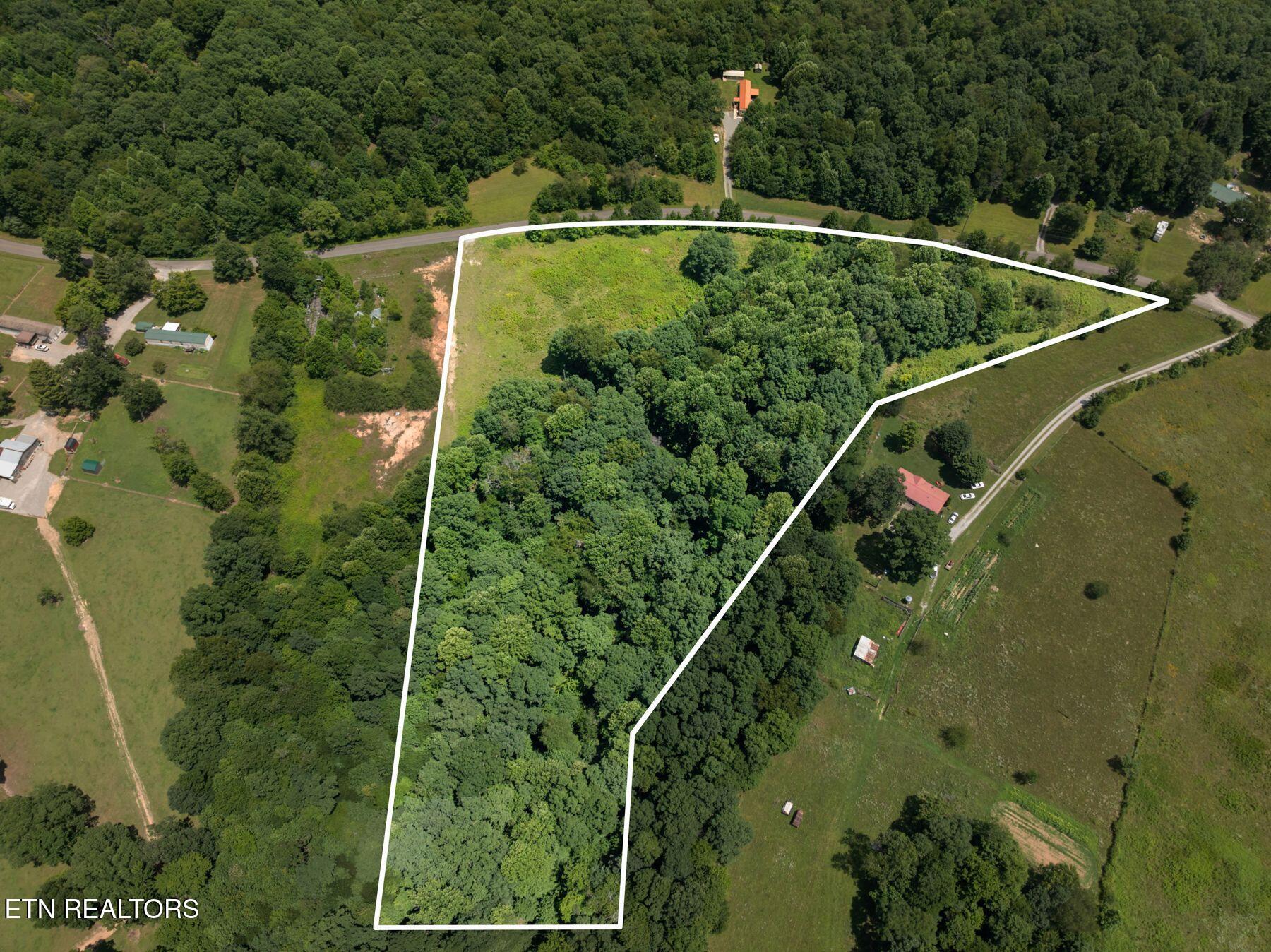 W Lake Road Sparta TN 38583