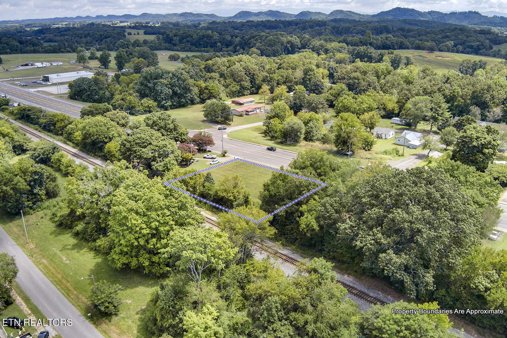 S Amhurst Place Englewood TN 37329