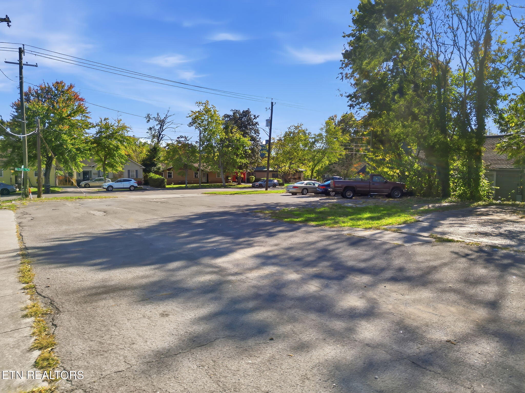 2115 Mccalla Avenue Knoxville TN 37915