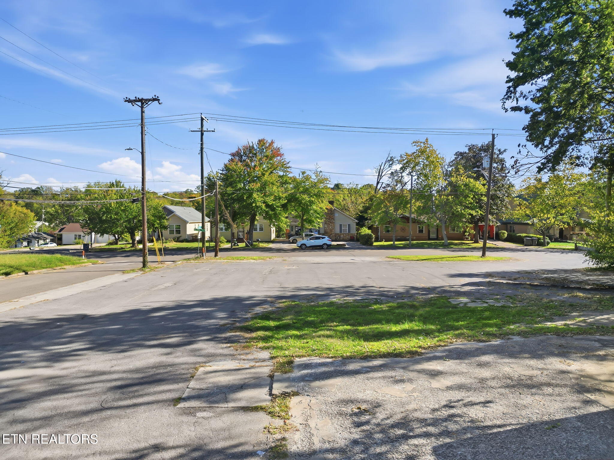 2115 Mccalla Avenue Knoxville TN 37915