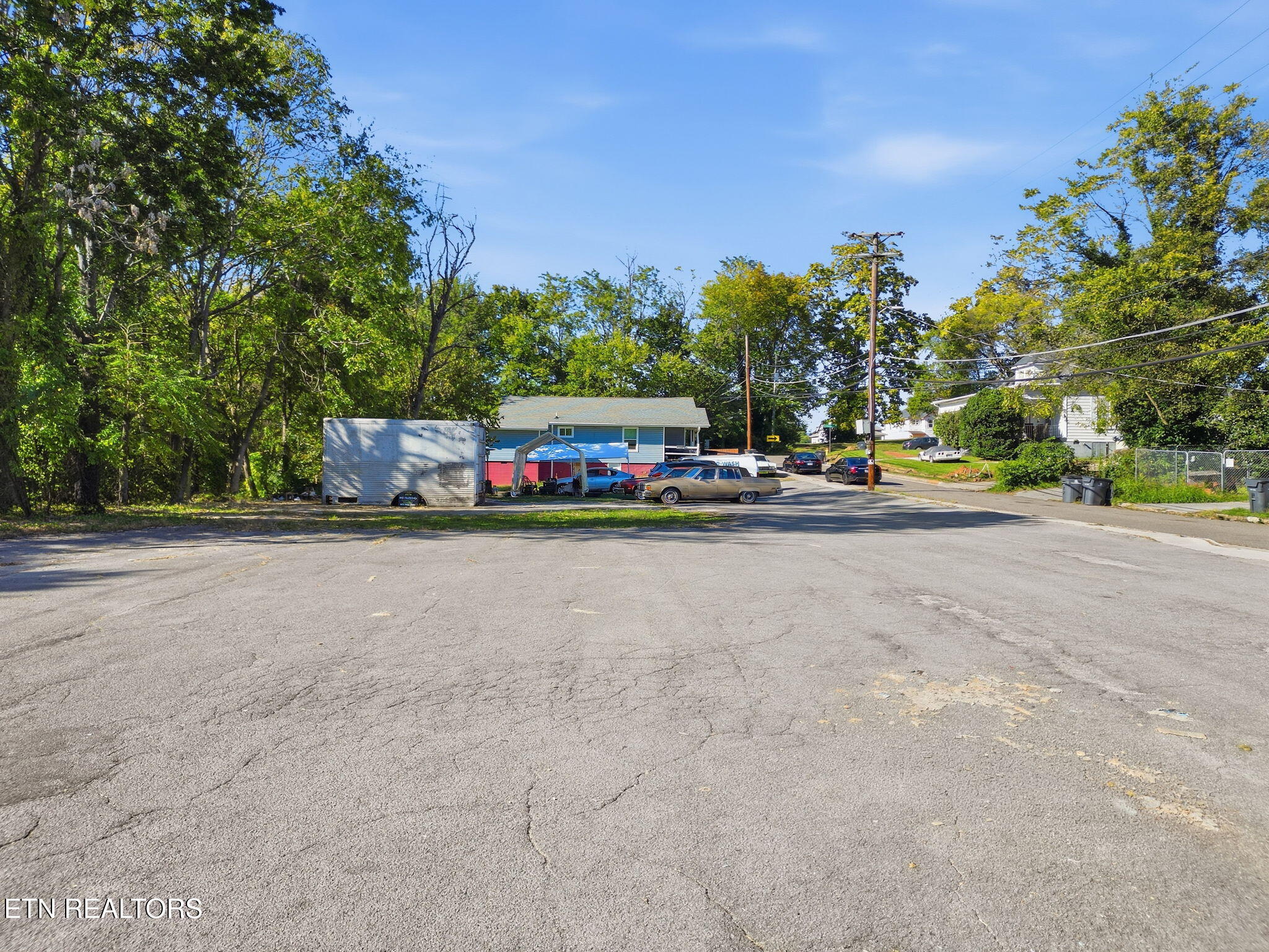 2115 Mccalla Avenue Knoxville TN 37915