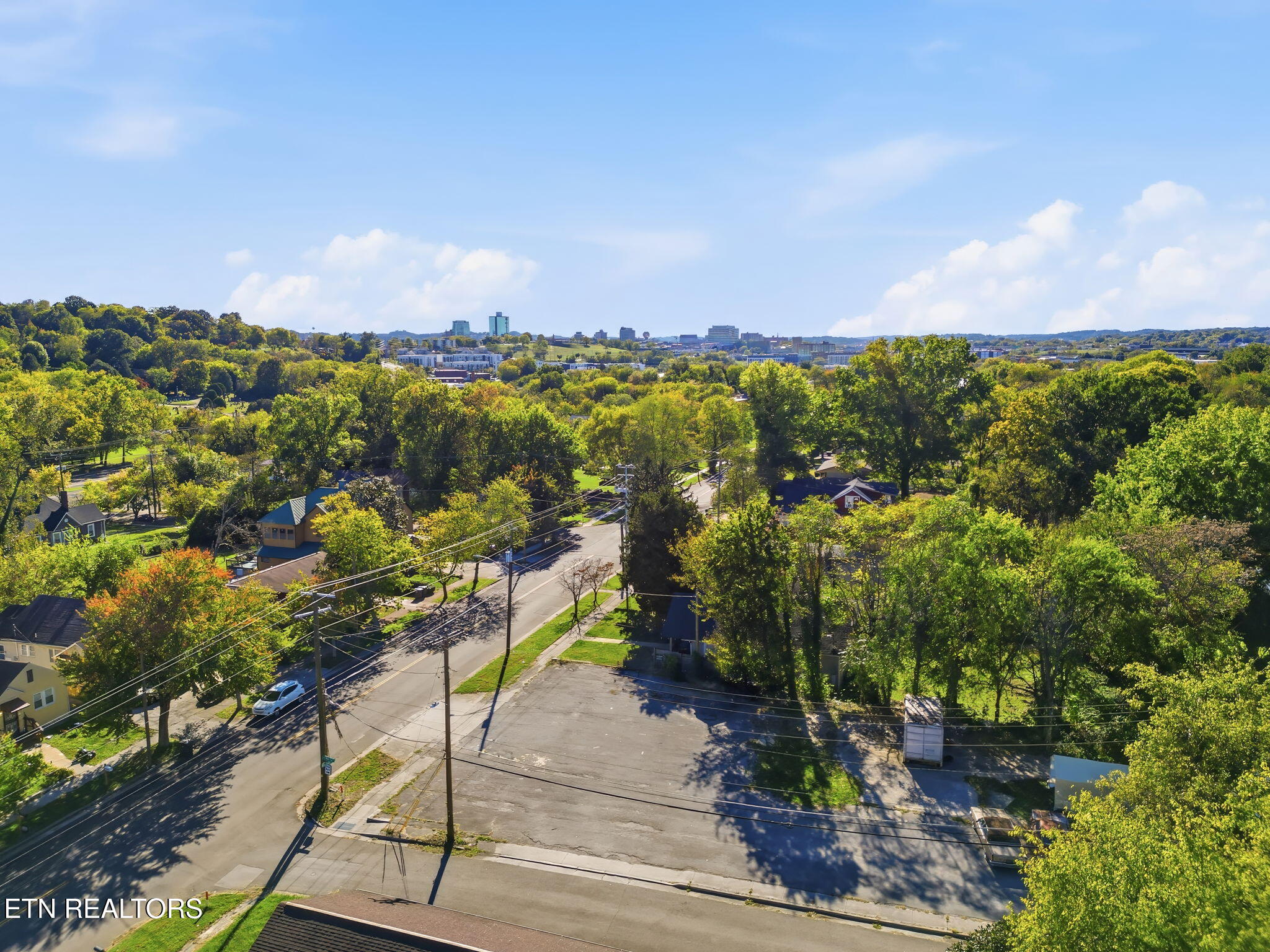 2115 Mccalla Avenue Knoxville TN 37915