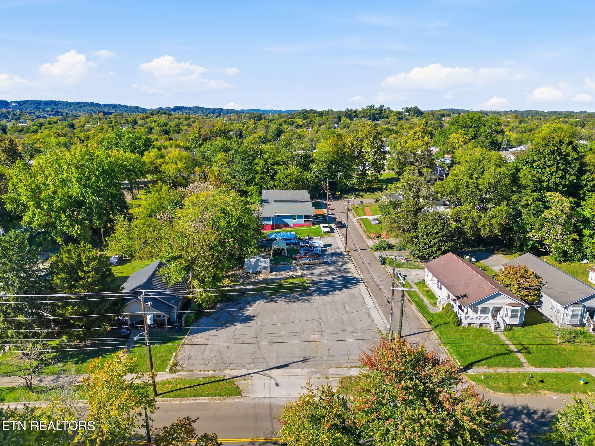 2115 Mccalla Avenue Knoxville TN 37915