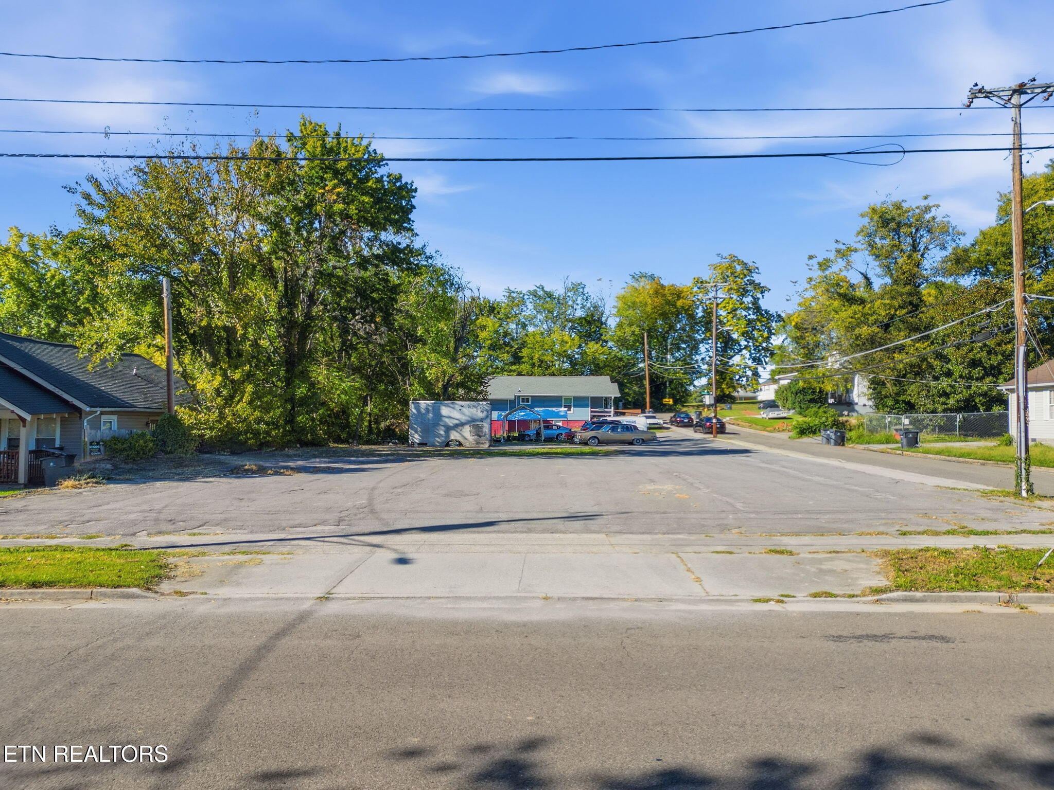 2115 Mccalla Avenue Knoxville TN 37915