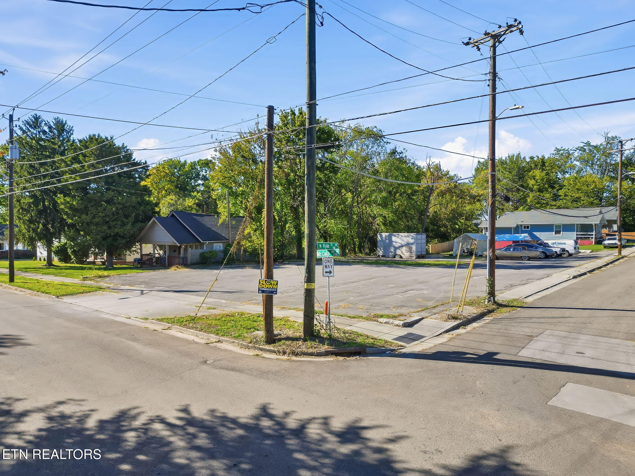 2115 Mccalla Avenue Knoxville TN 37915