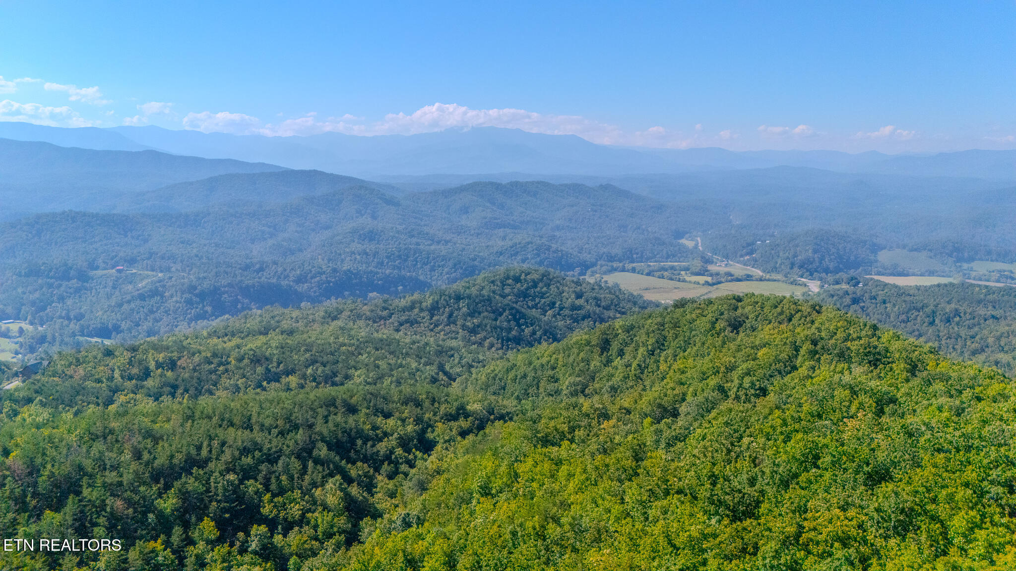 Off Sharp Road/shell Mountain Sevierville TN 37876