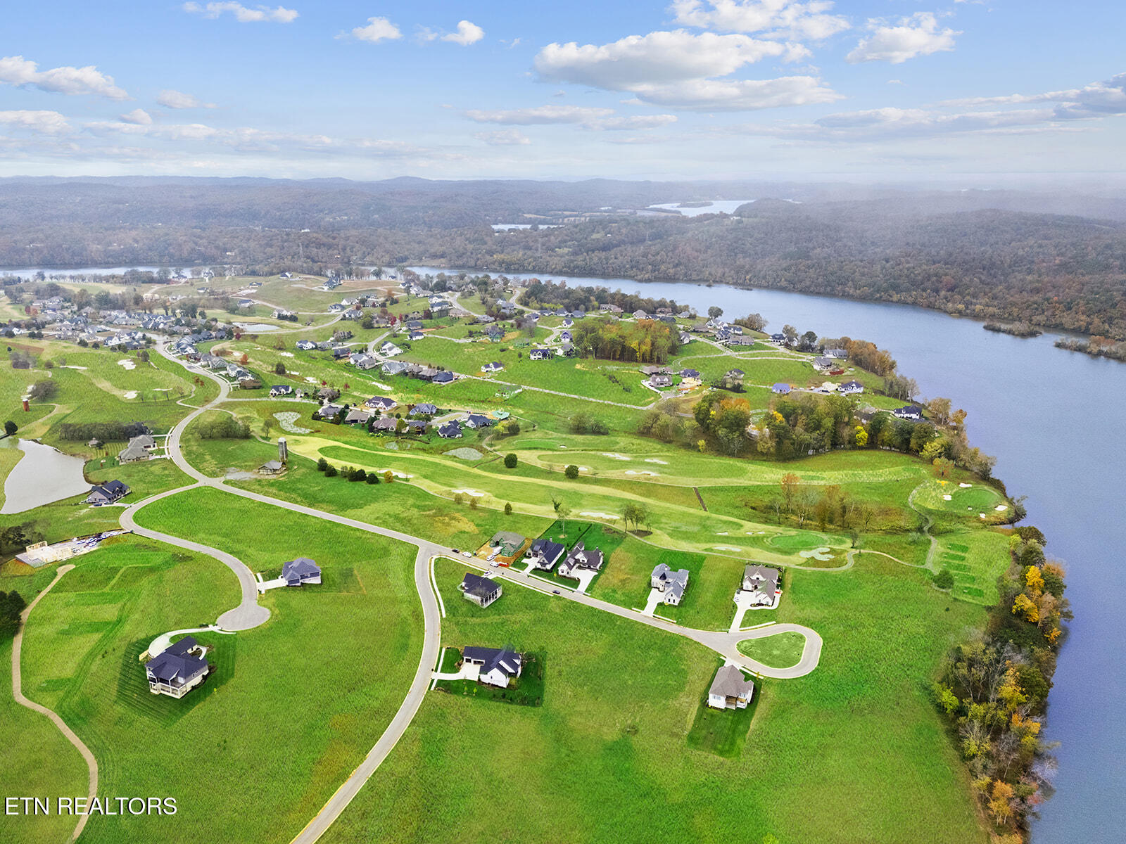 5275 Old Club Road Loudon TN 37774