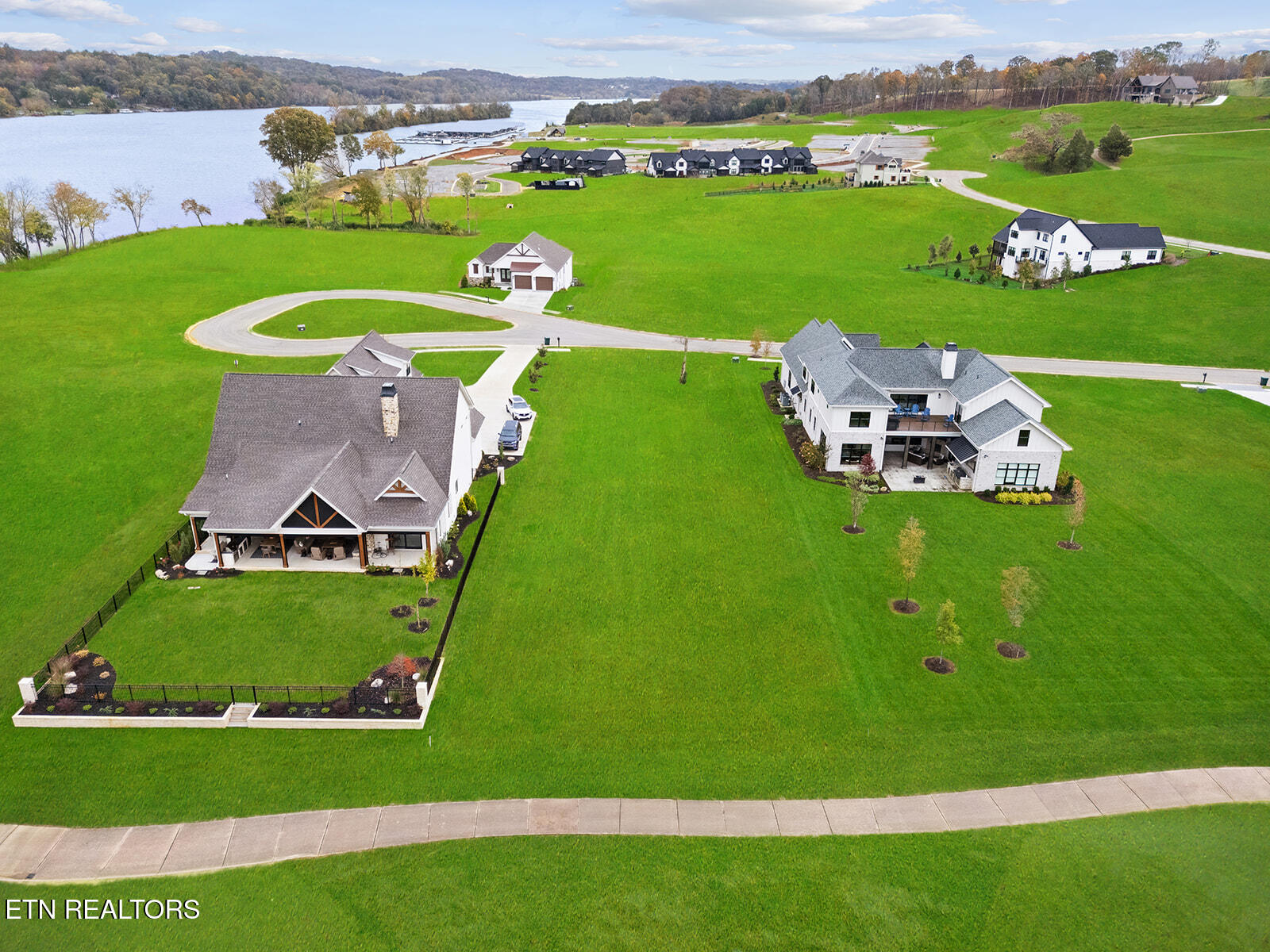 5275 Old Club Road Loudon TN 37774