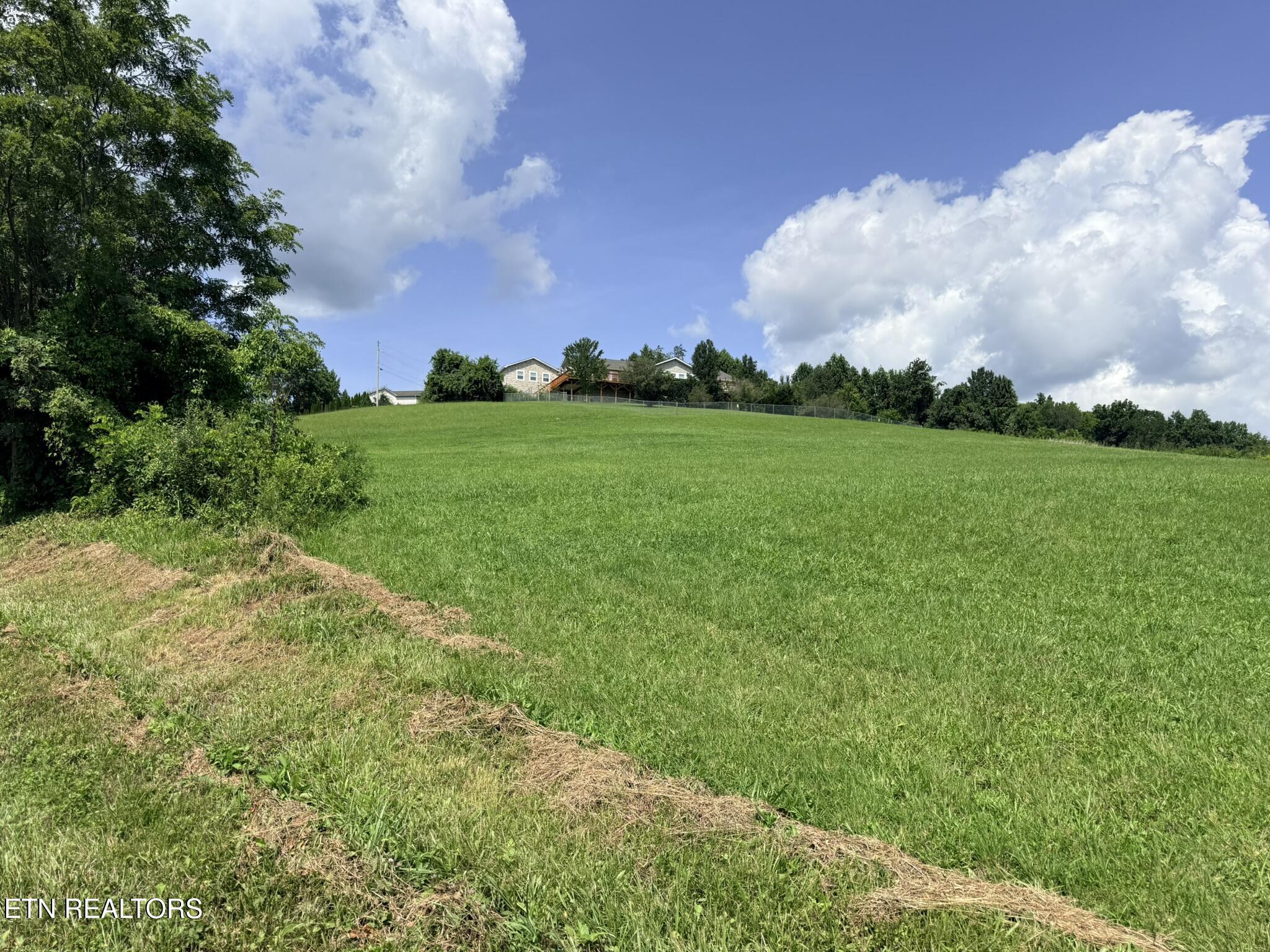Mountain Perkins Lane Jacksboro TN 37757