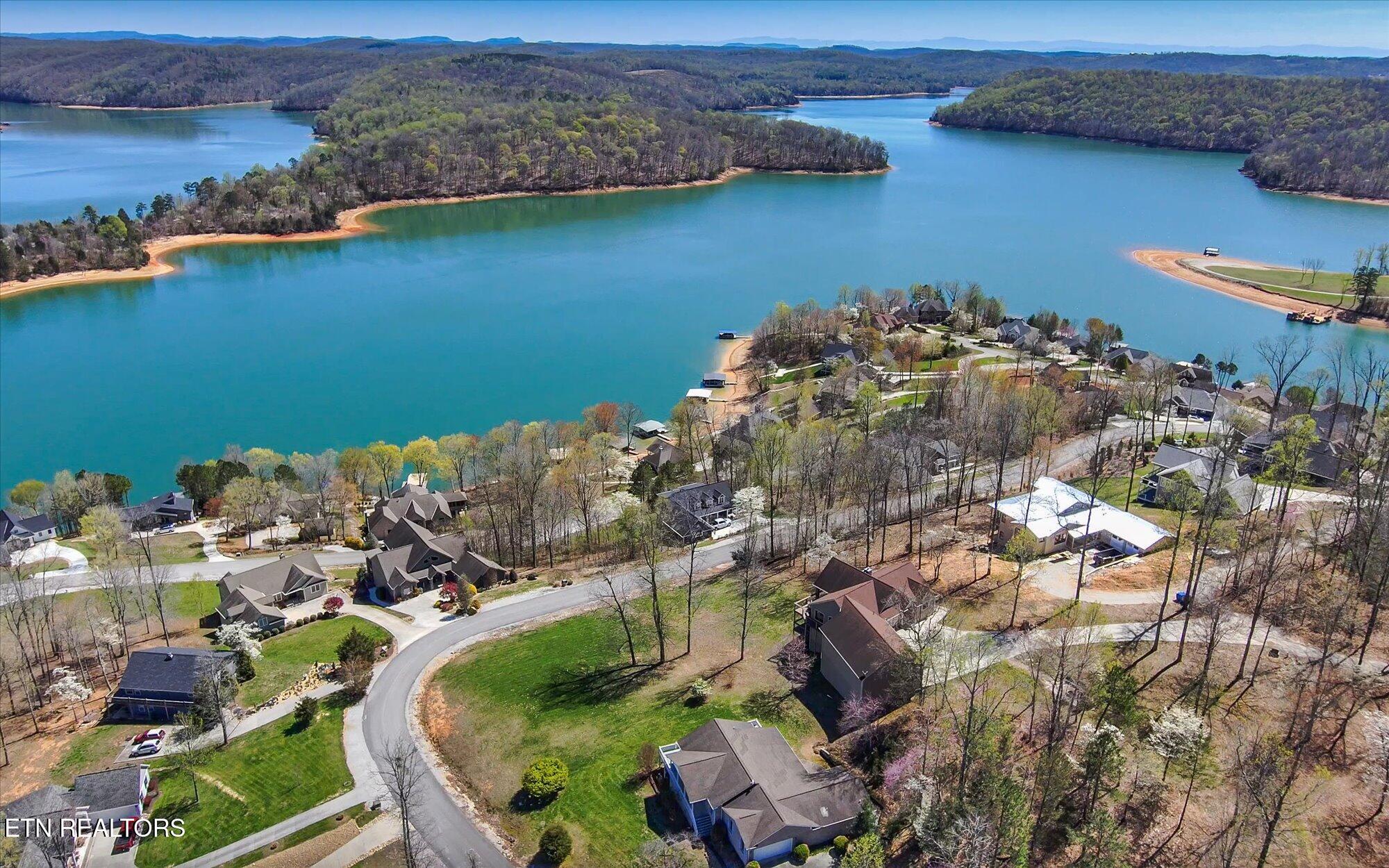 Norris Crest Drive Lafollette TN 37766