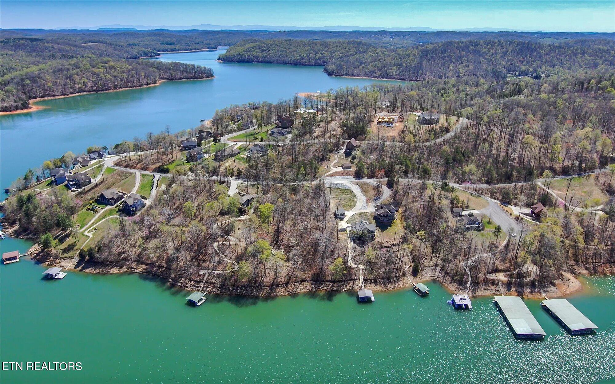 Norris Crest Drive Lafollette TN 37766