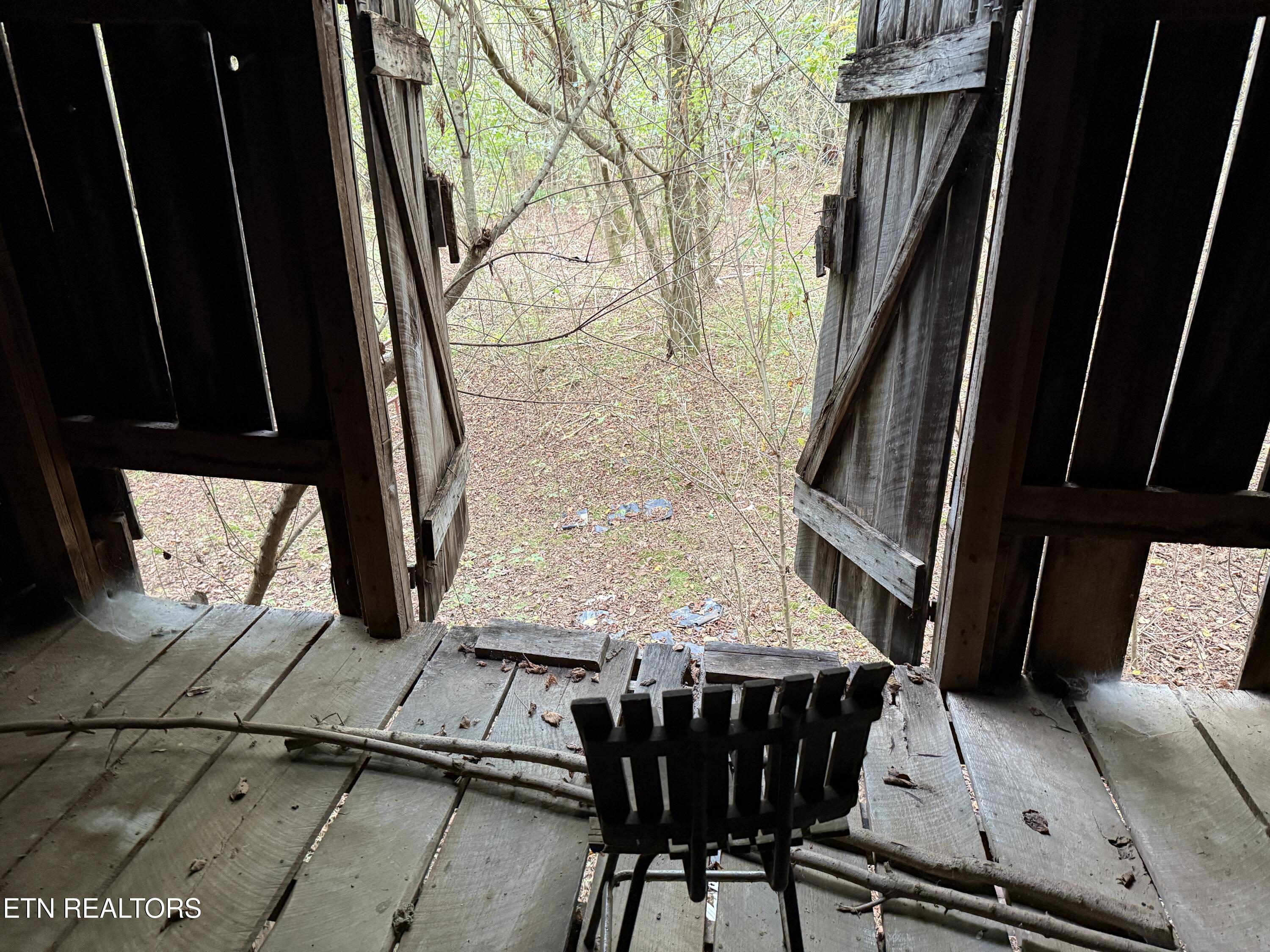9529 Pedigo Road Powell TN 37849
