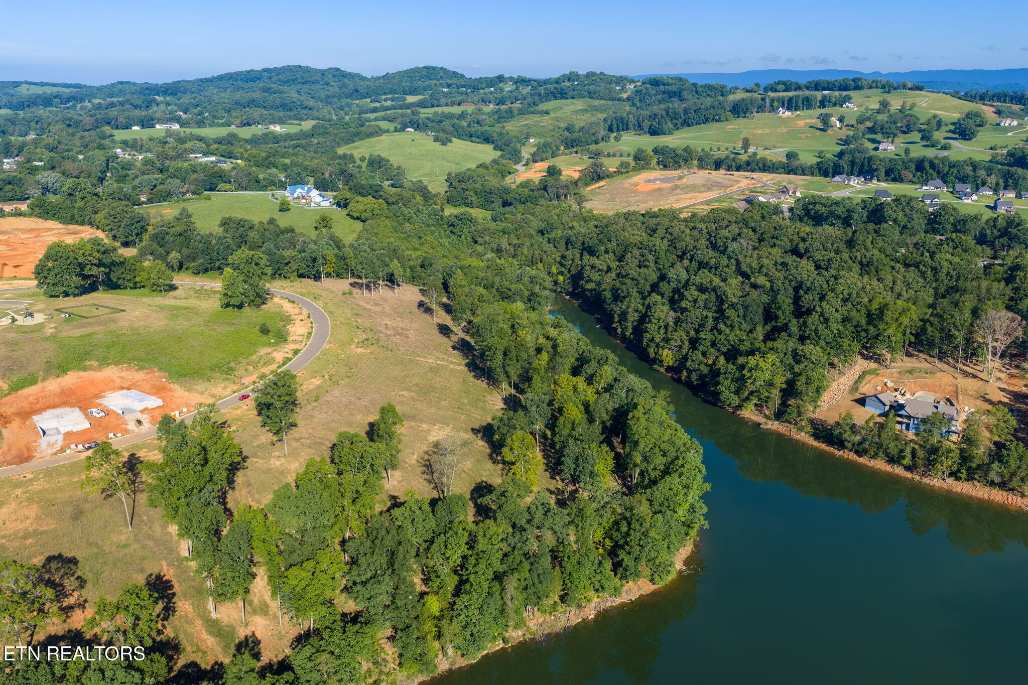Lot 27 Graystone Morristown TN 37814