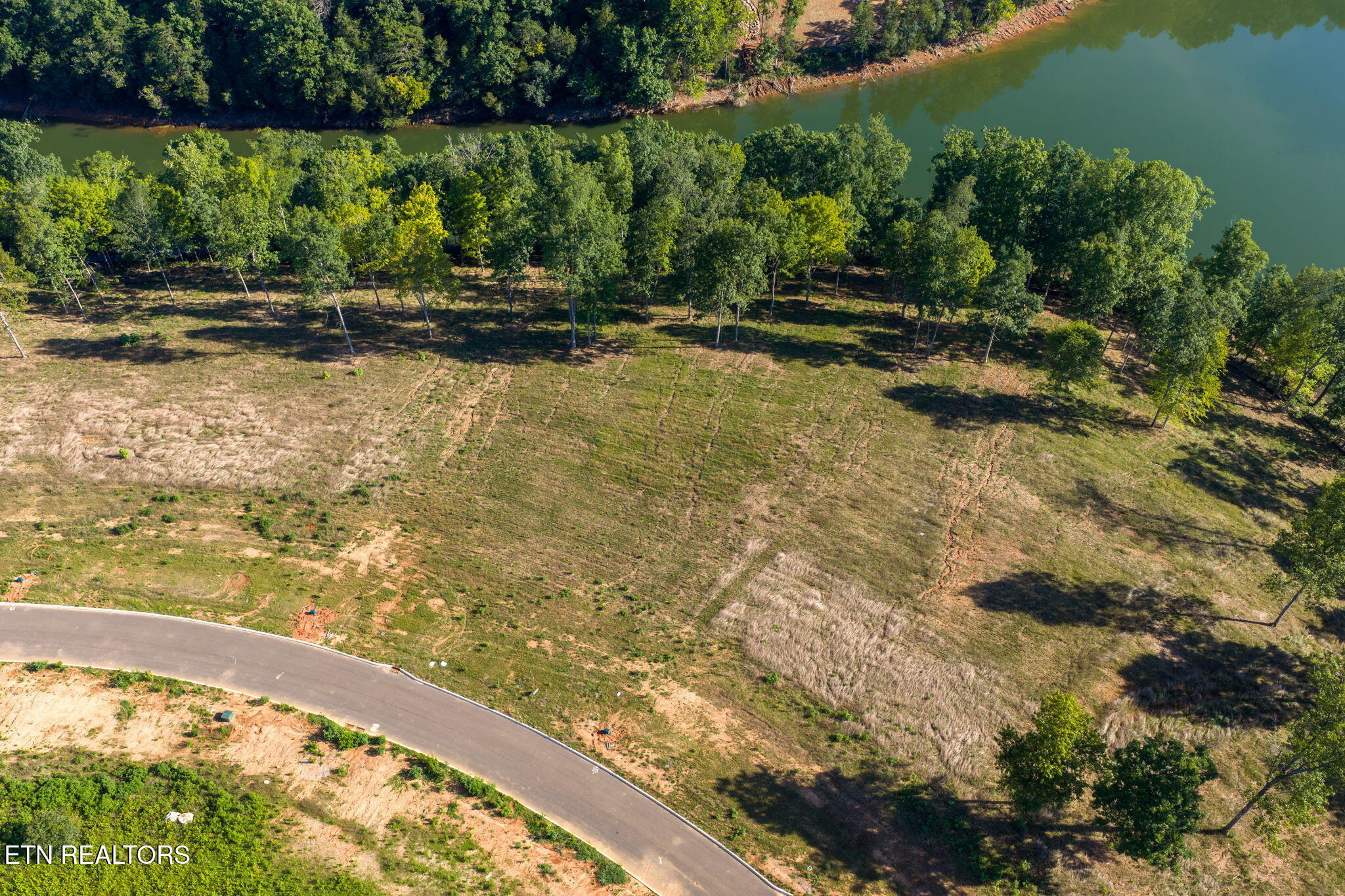 Lot 27 Graystone Morristown TN 37814