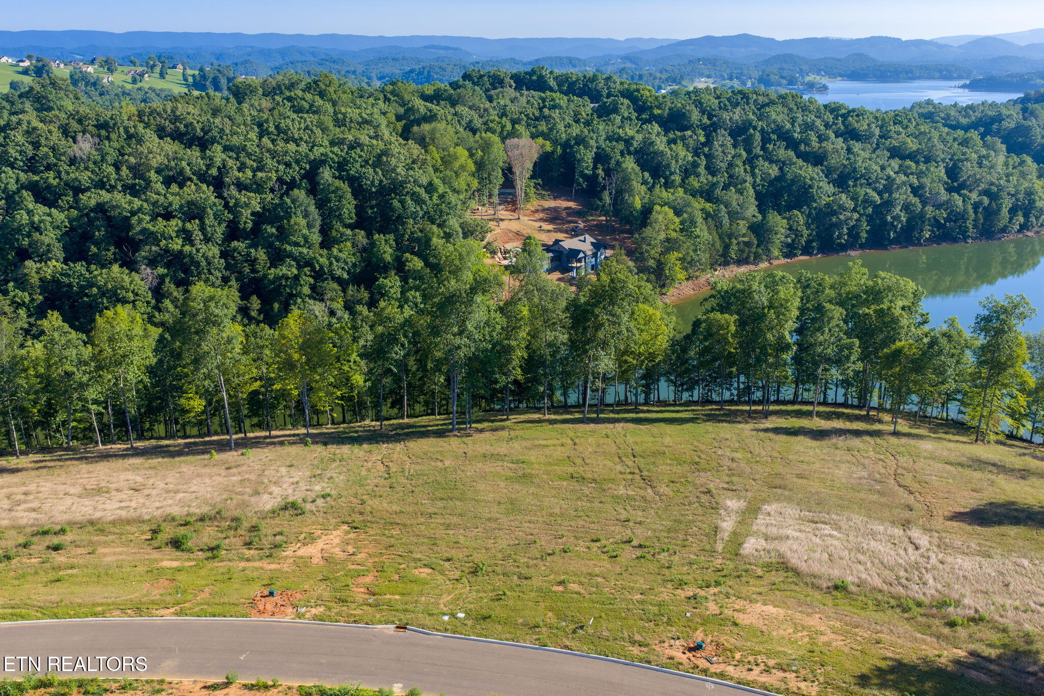 Lot 27 Graystone Morristown TN 37814