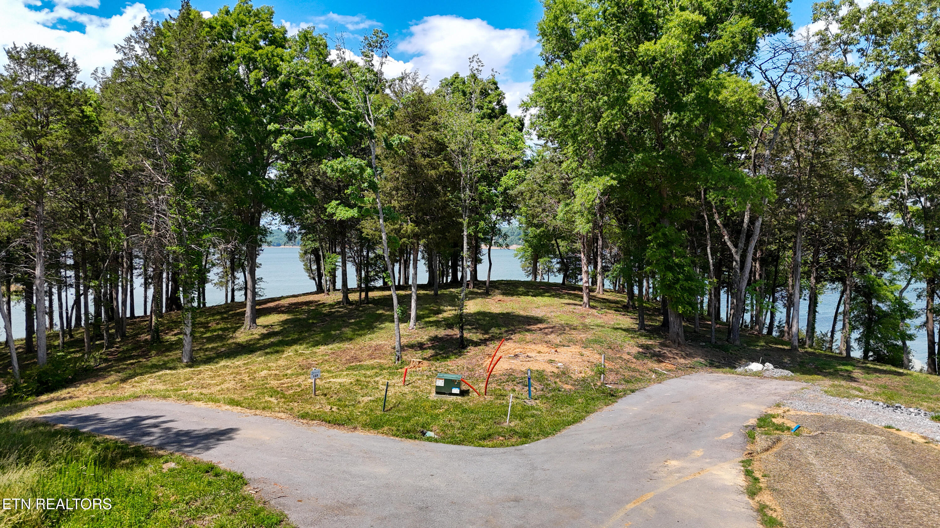 Lot 122 Ridge Point Trail Dandridge TN 37725