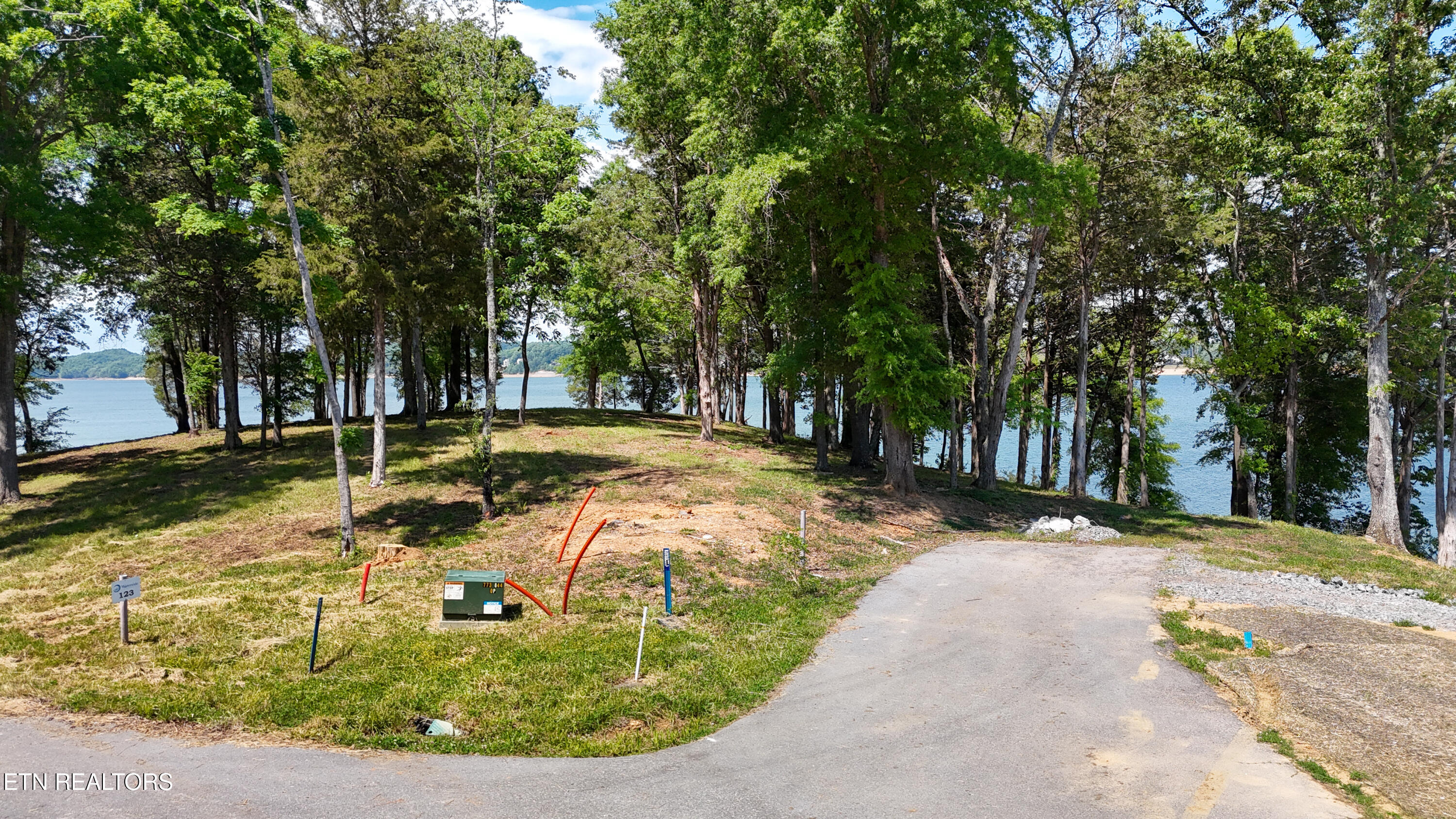 Lot 122 Ridge Point Trail Dandridge TN 37725